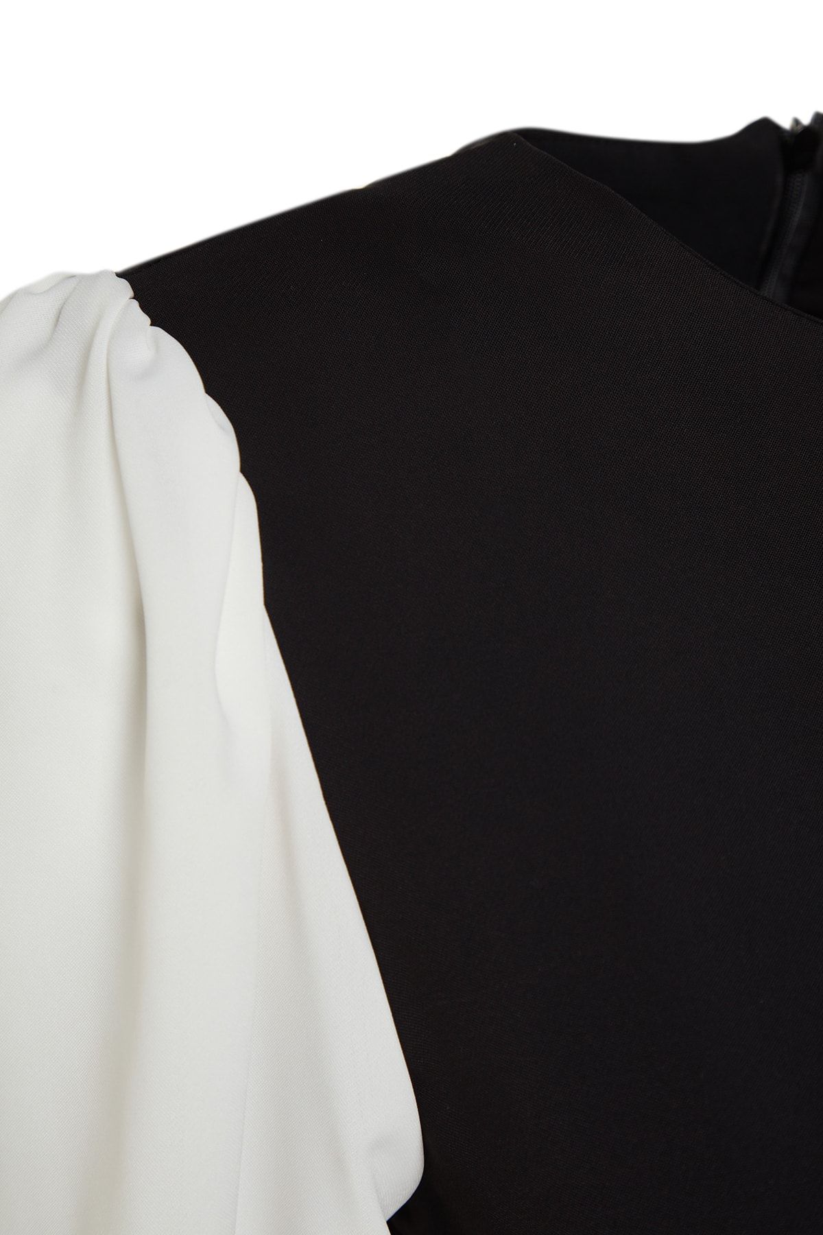 Trendyol Modest-Schwarzes Abendkleid mit Bindedetail am Rücken TCTSS23DB00036 8