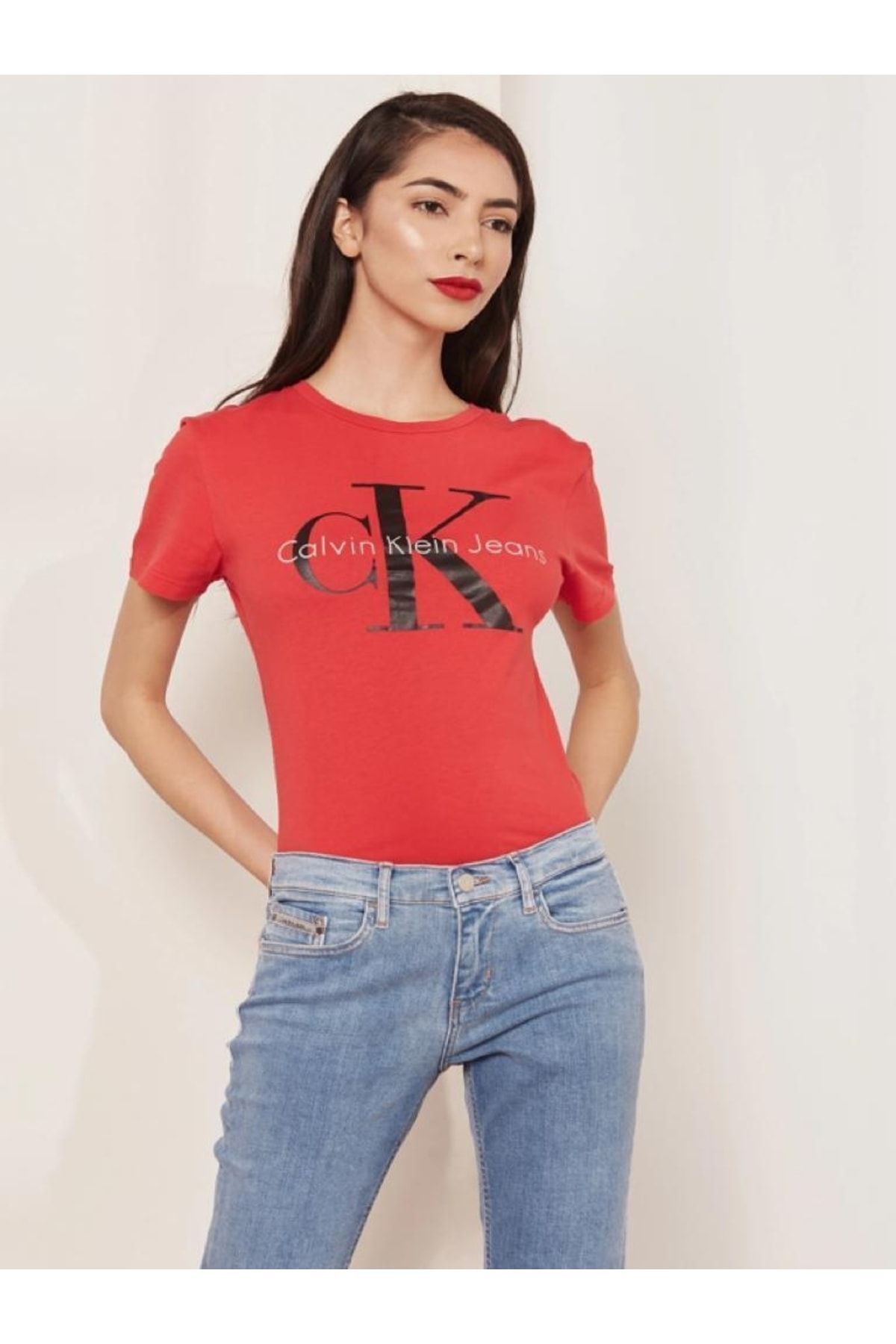 Calvin klein red t shirt womens hotsell