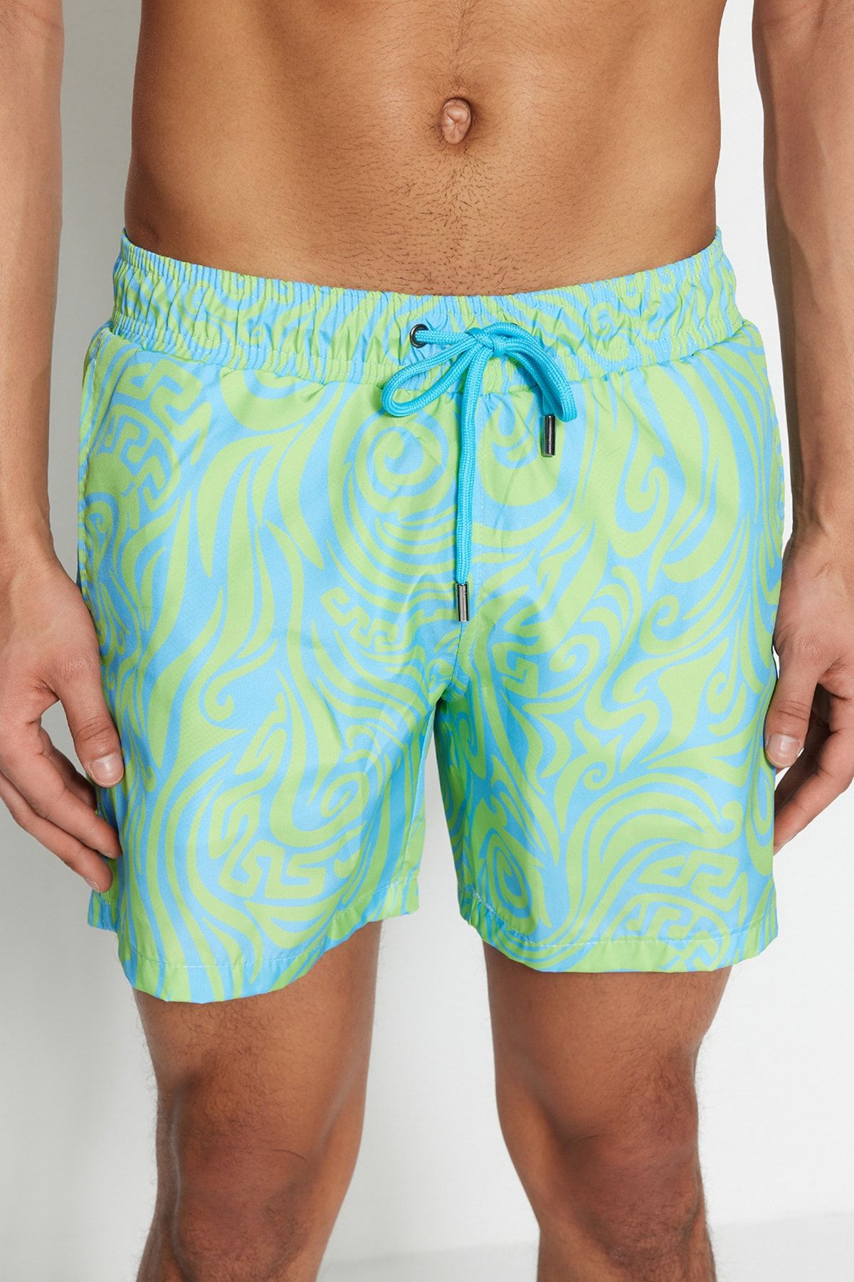 Trendyol Collection-Standard-Marmorierungsmuster-Meeresshorts in mehreren Farben - TMNSS23DS00003 4