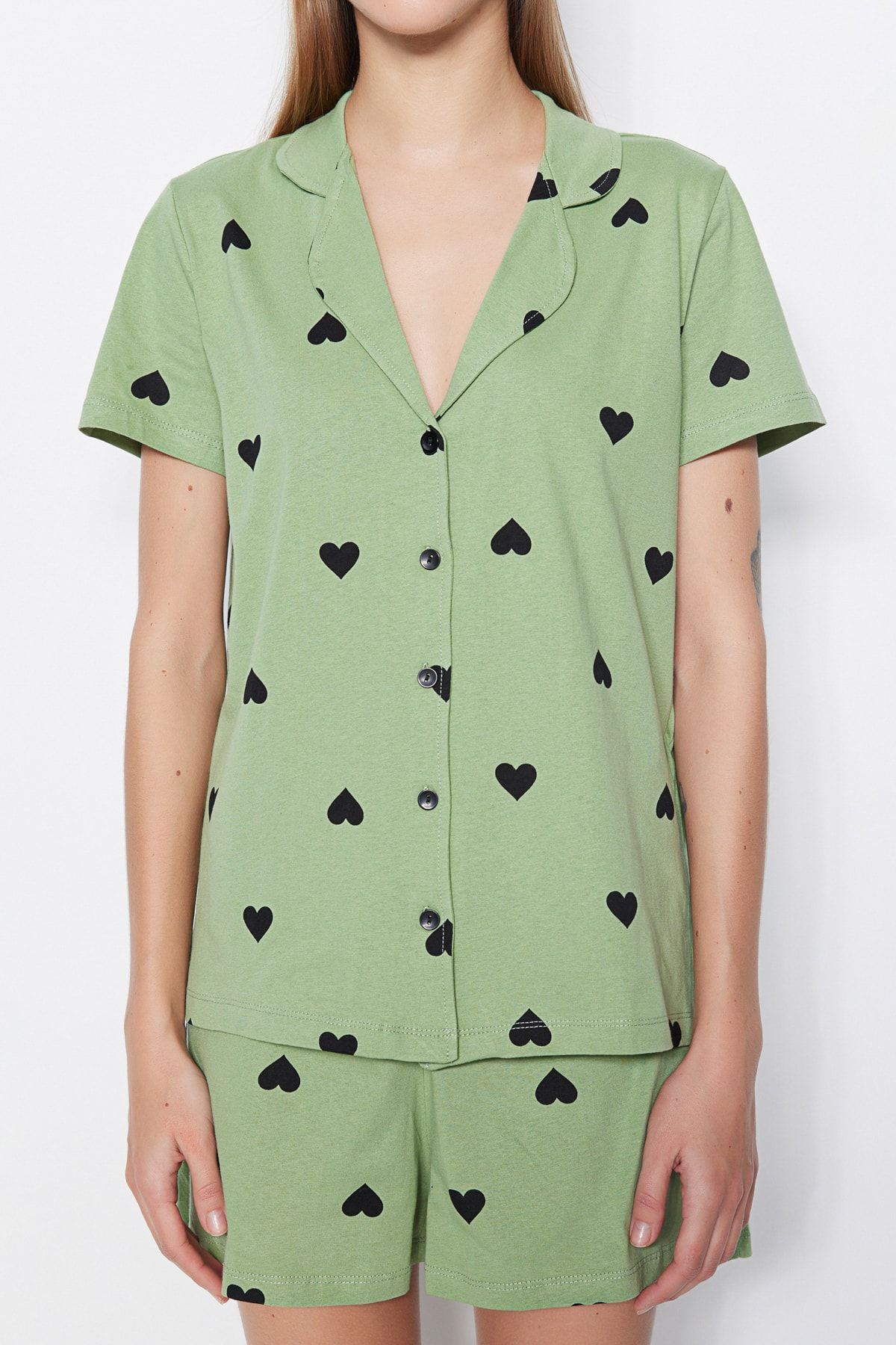 Trendyol Collection-Sada pyžama Zelené srdce s bavlněnými šortkami - THMSS21PT0756 5