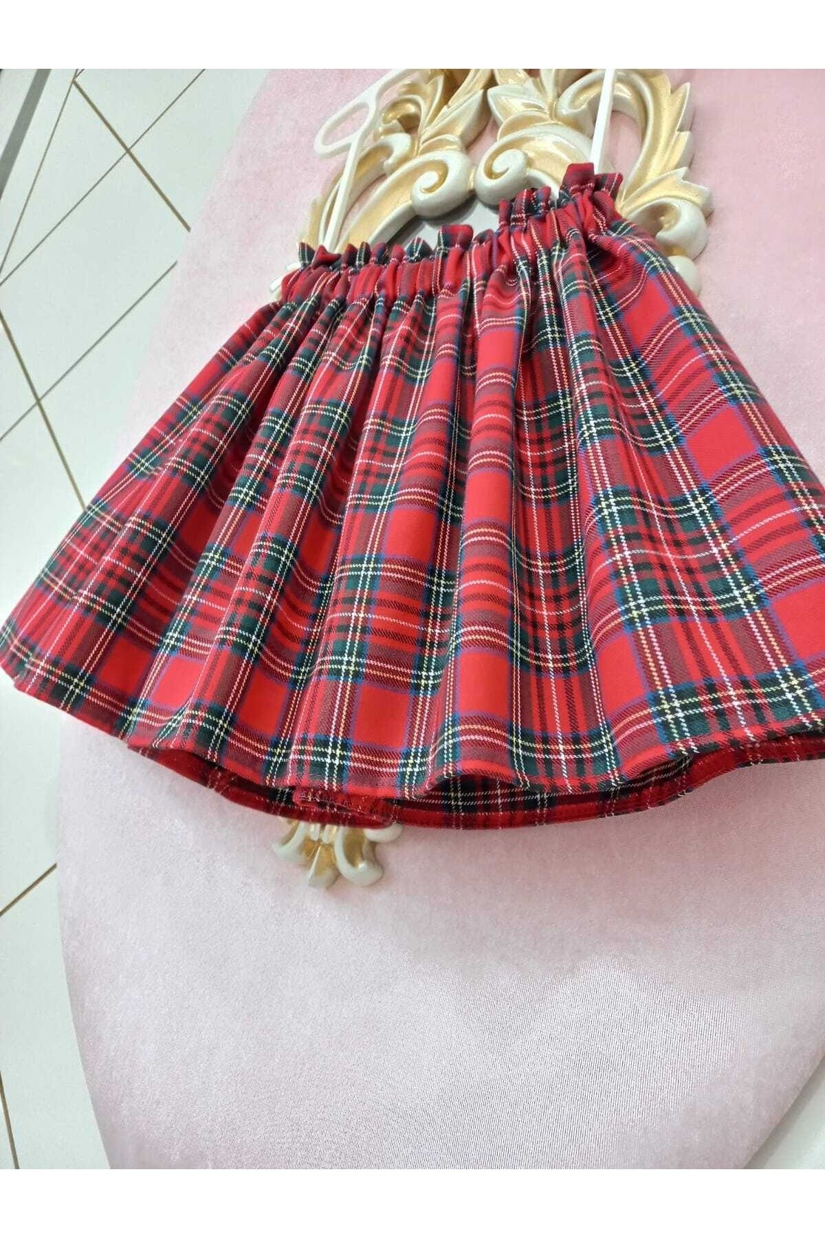 Eylülce Butik-Fusta roșie în carouri 3
