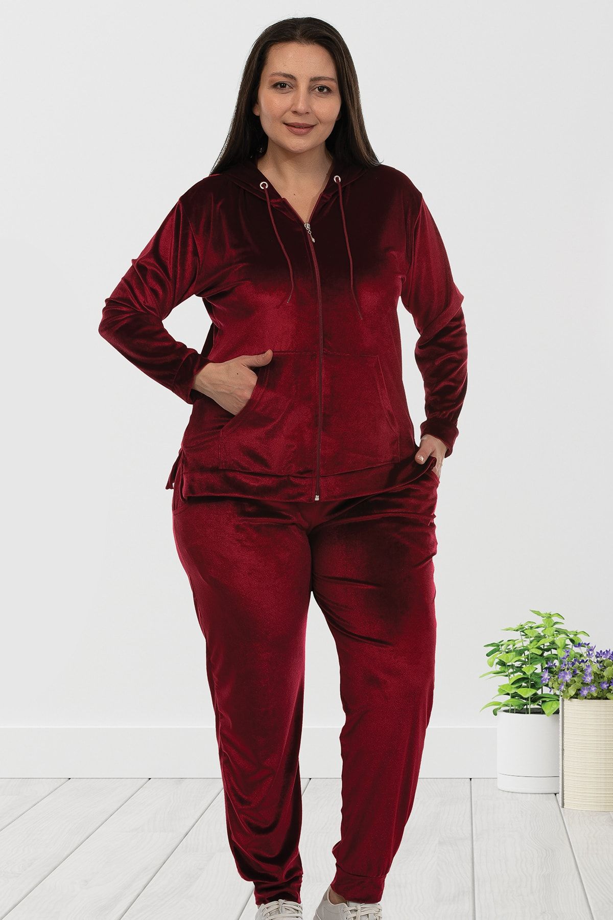 Velour plus size tracksuit 2025