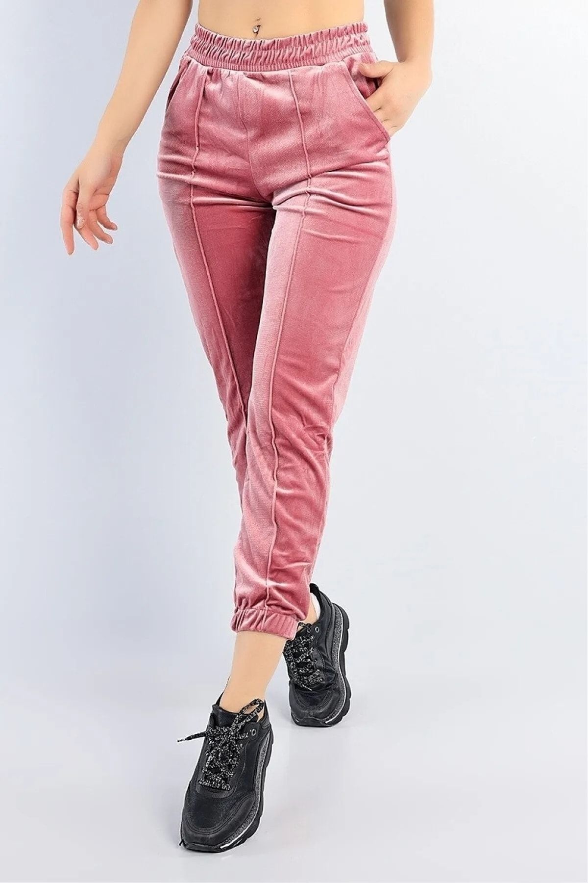 Pink on sale velvet sweatpants