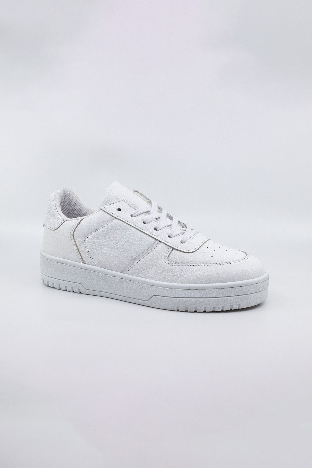 Geppetto-Vaken Babe Casual Leather Sneakers (white) 2