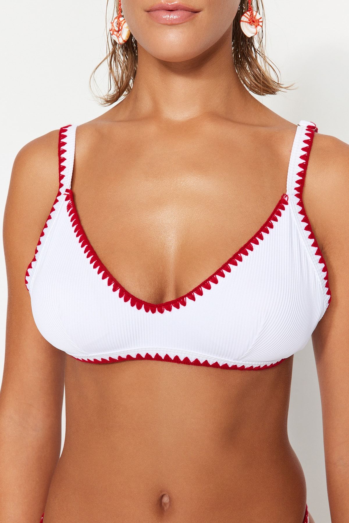 Trendyol Collection-Λεπτομερές μπικίνι με λευκή ρίγα TBESS21BU0397 4