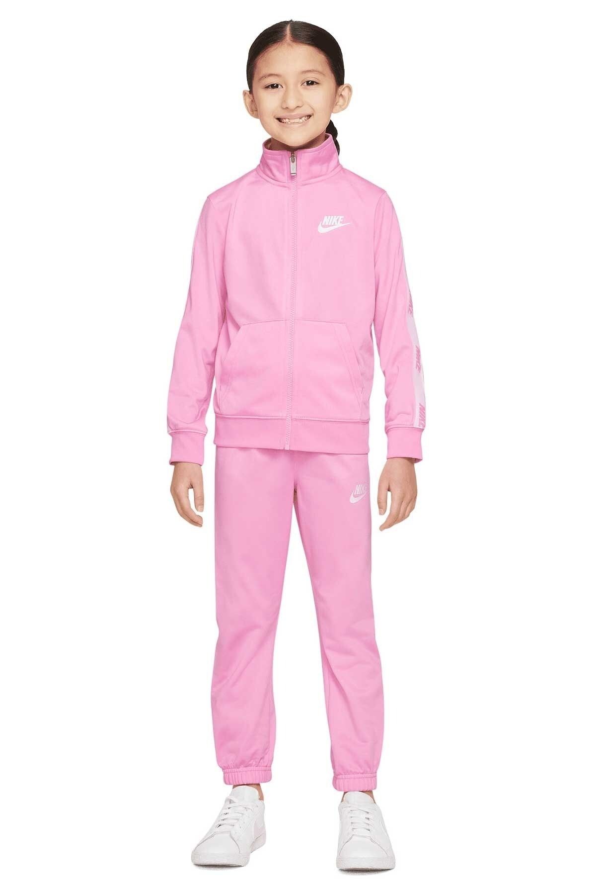 Pink nike 2025 sweat suit