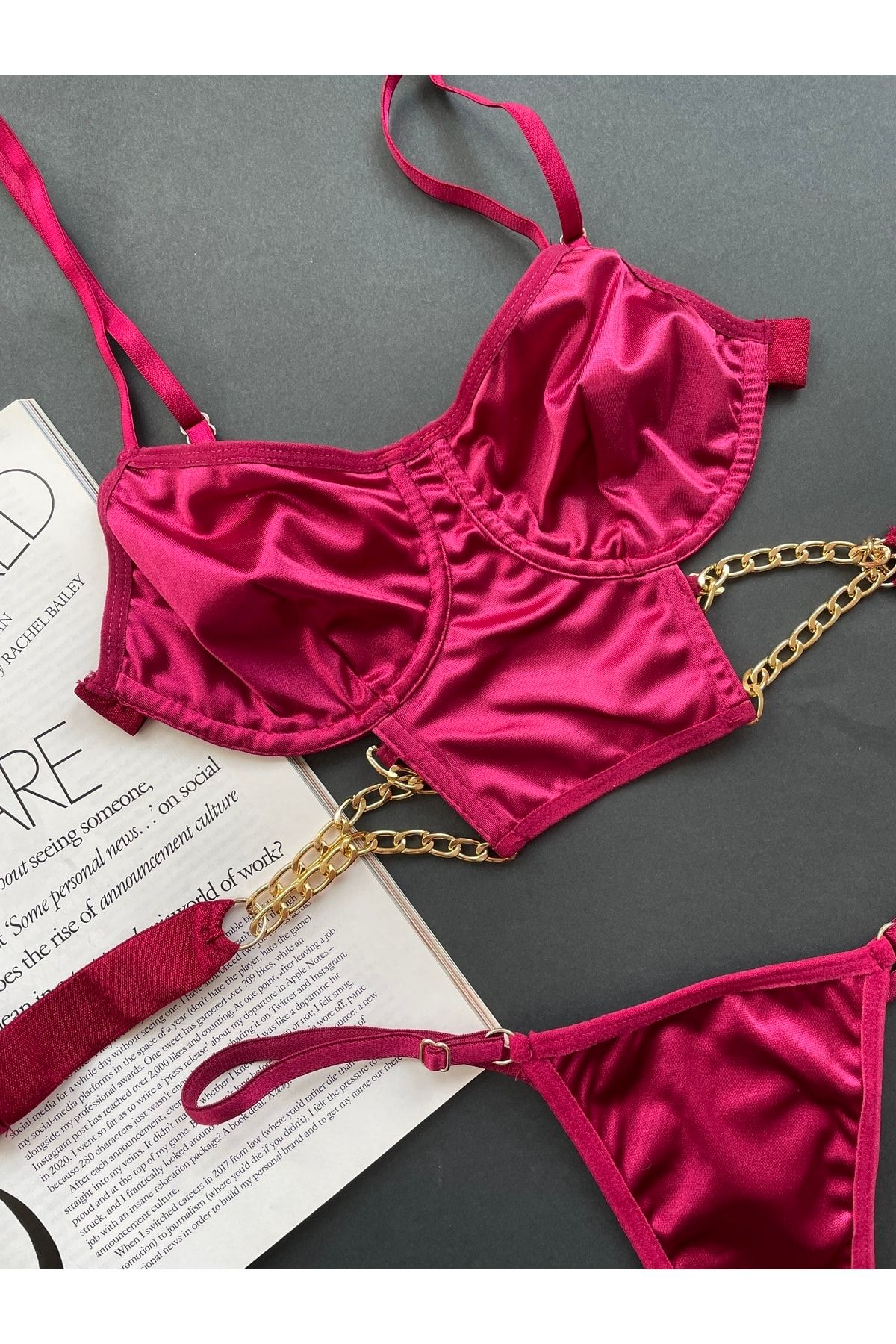 Feruzdesign Vişne Rengi Saten Zincir Detaylı Bralet Takımı