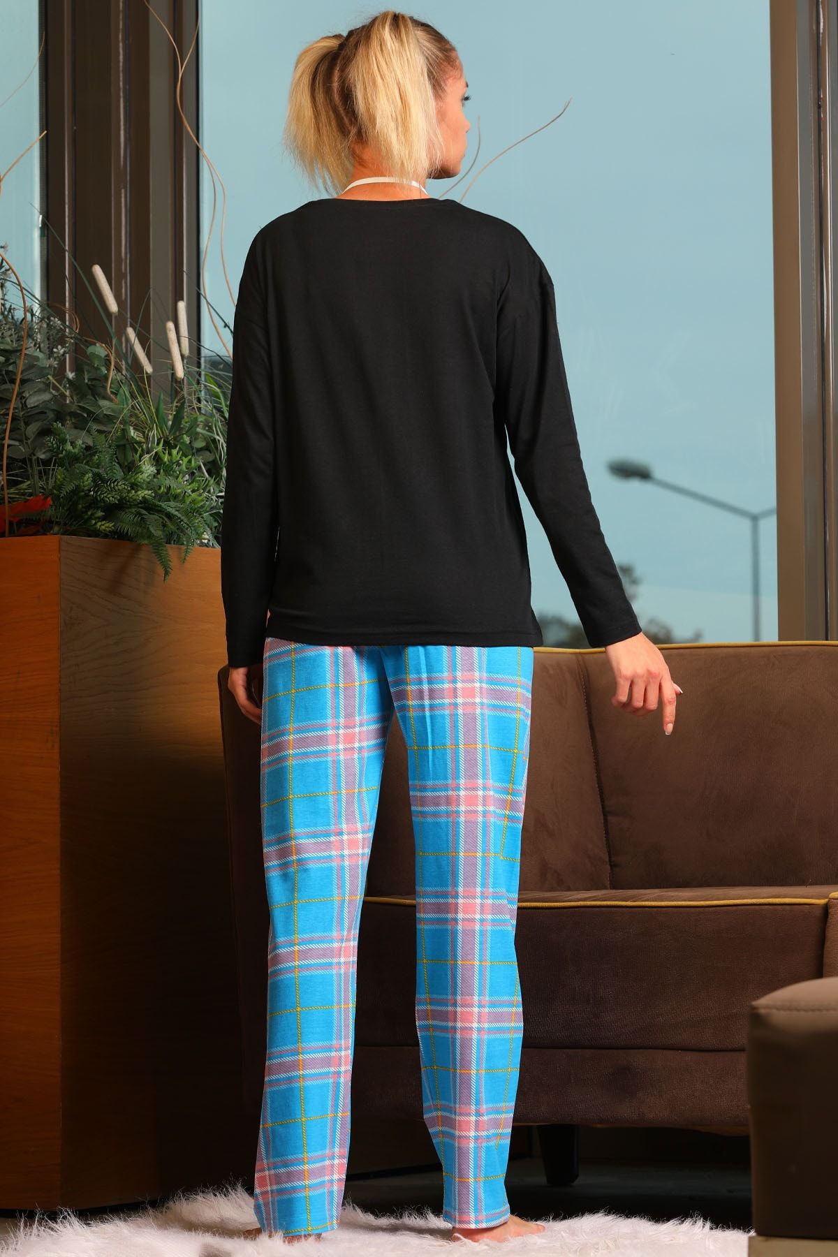 GÜLSELİ Siyah Kadın Desenli Uyku Bantlı Pijama Takımı OH7772