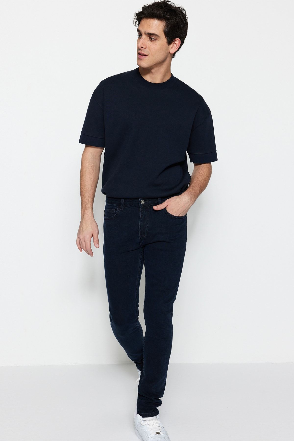 Trendyol Collection-Premium Dark Navy Skinny Fit Jeans – Stretch-Stoff TMNSS23JE00039 5