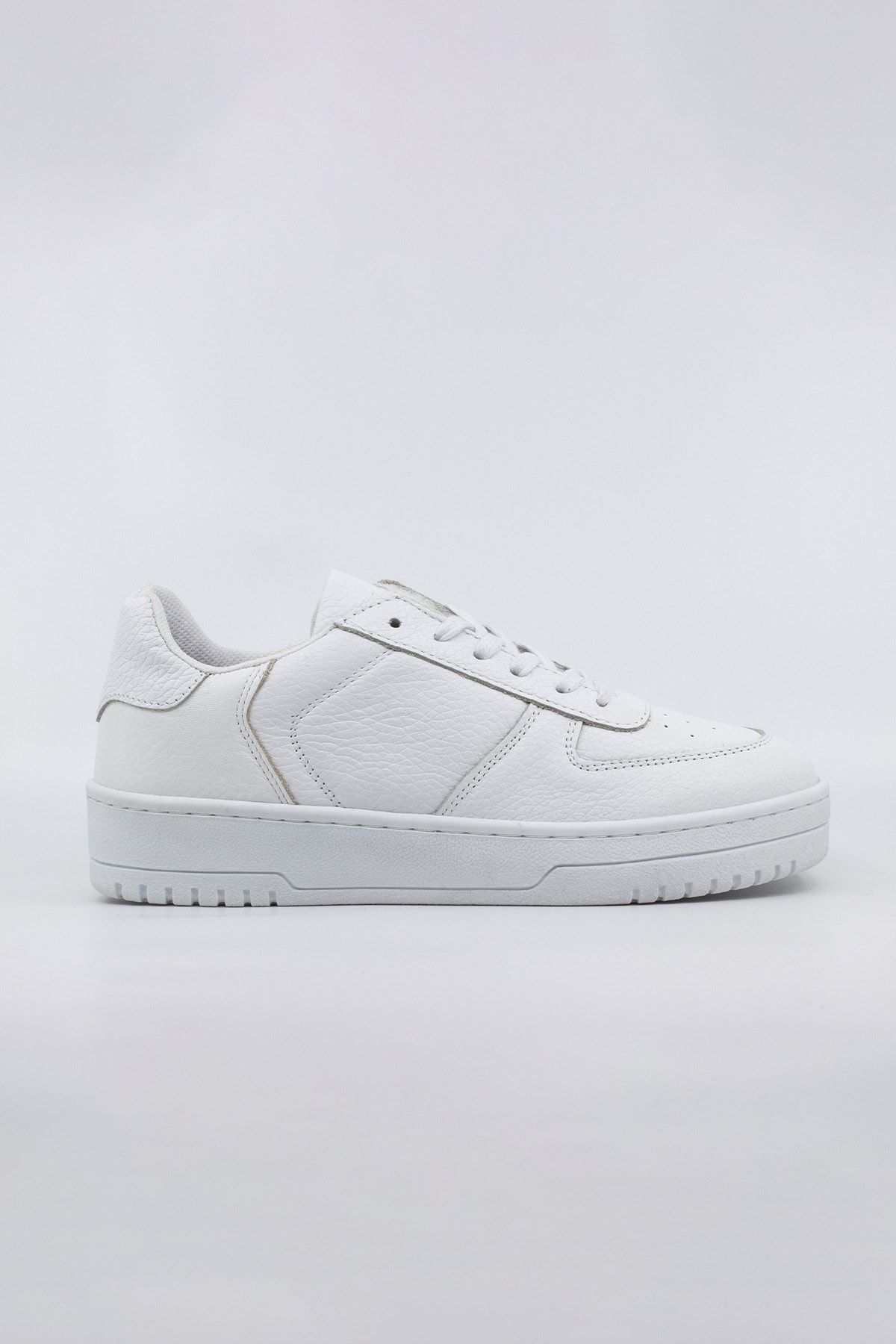 Geppetto-Vaken Babe Casual Leather Sneakers (white) 1