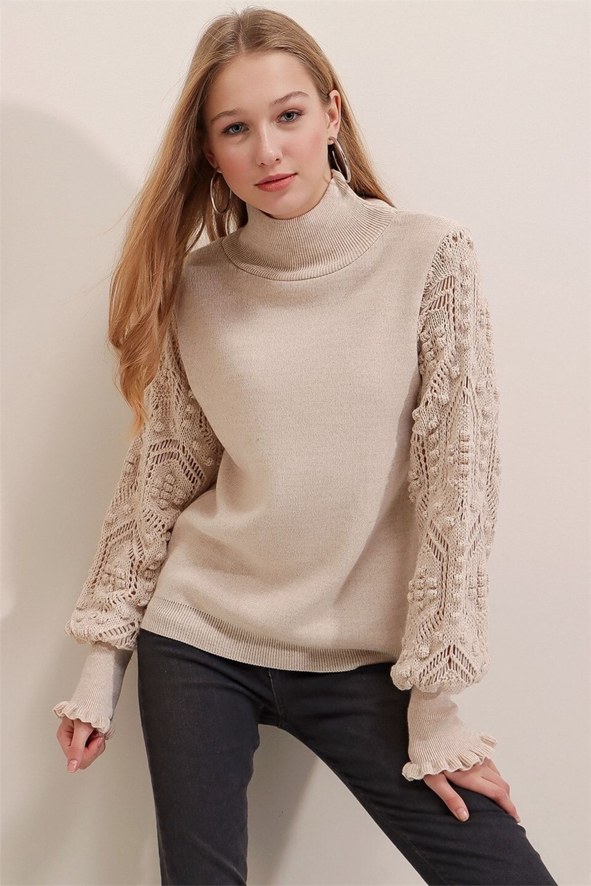 AQE FASHION Kadın Tas Yarım Balıkçı Kolu Dantel Detaylı Kazak