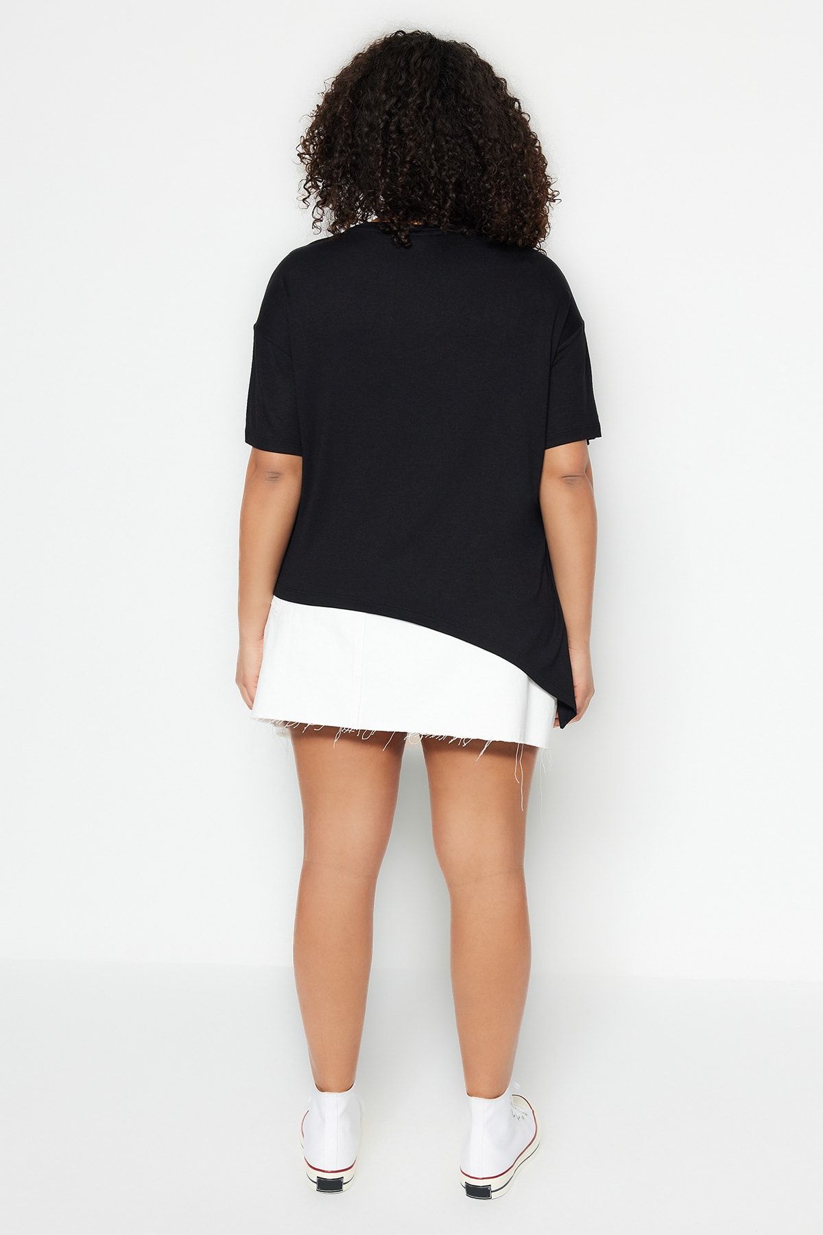 Trendyol Curve-Black Asymmetrical 100% Cotton Knitted Plus Size Blouse Tbbss23Af00033 5