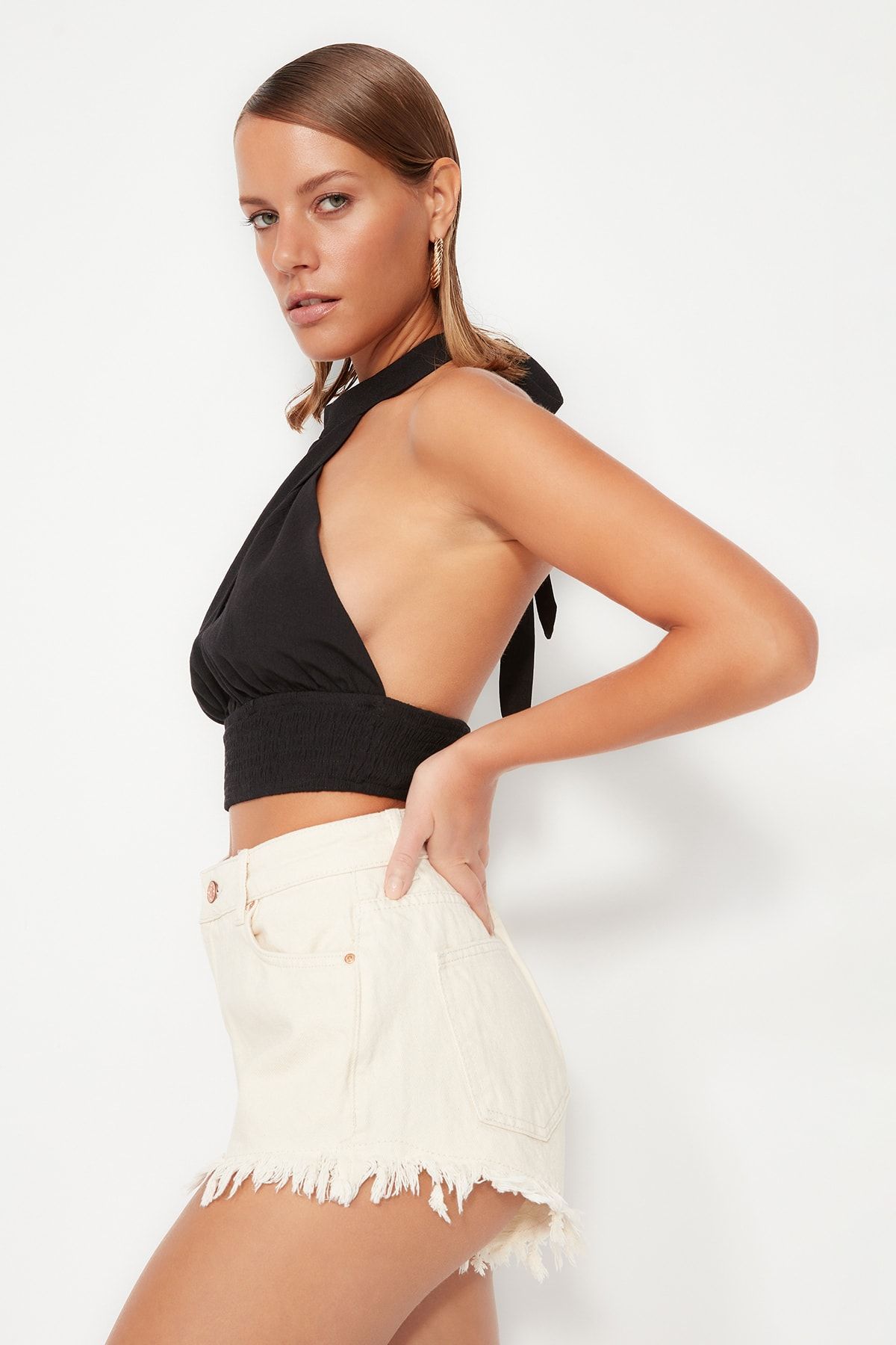 Trendyol Collection-Ecru Denim Tassel Beach Shorts - 100% bawełna Tbess23Sr00029 4