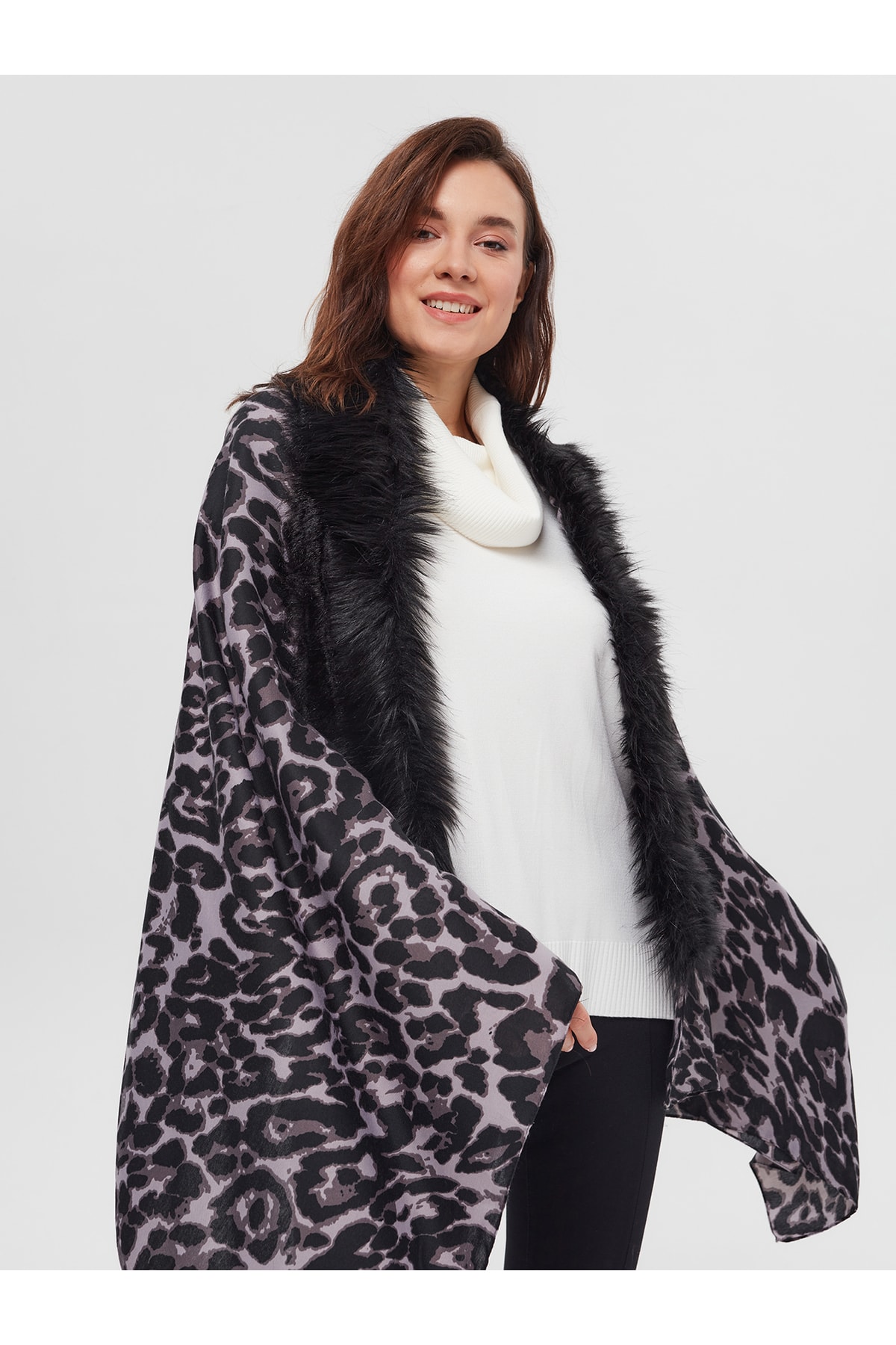 Leopard Printed Poncho 65967