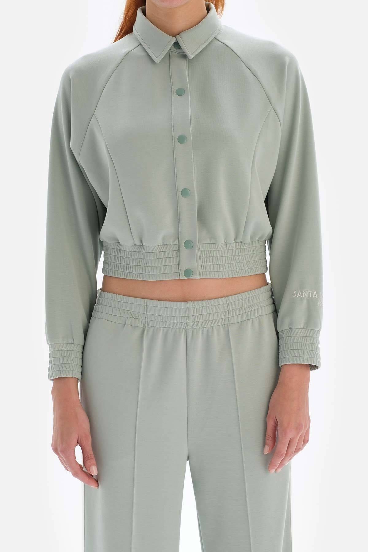 Dagi-Mintgrüne Damenjacke mit Knöpfen aus Cupro 5