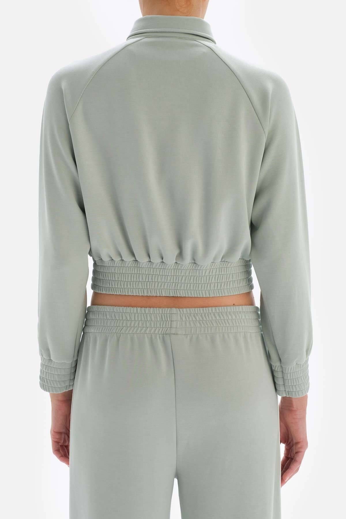 Dagi-Mintgrüne Damenjacke mit Knöpfen aus Cupro 6