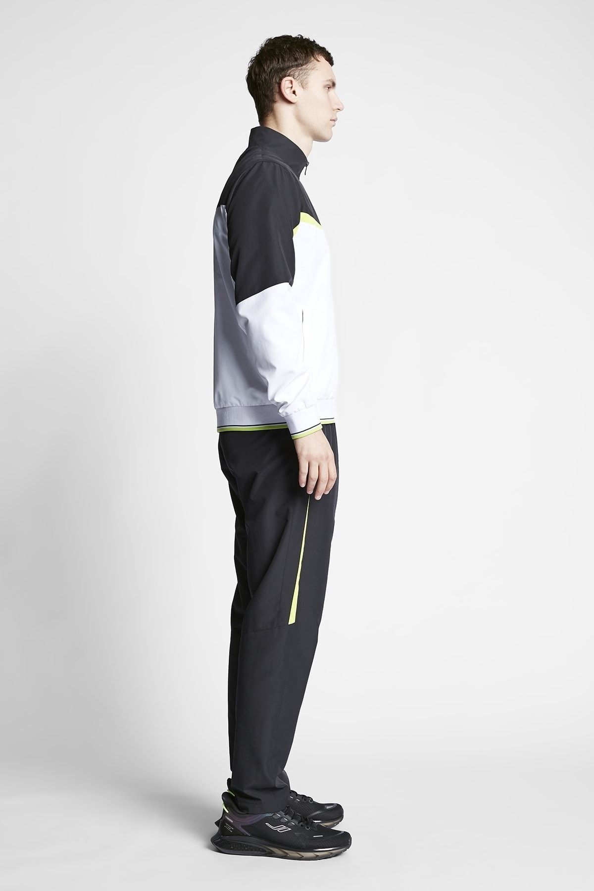 Lescon Trainingsanzug Weiß Relaxed Fit RA7424
