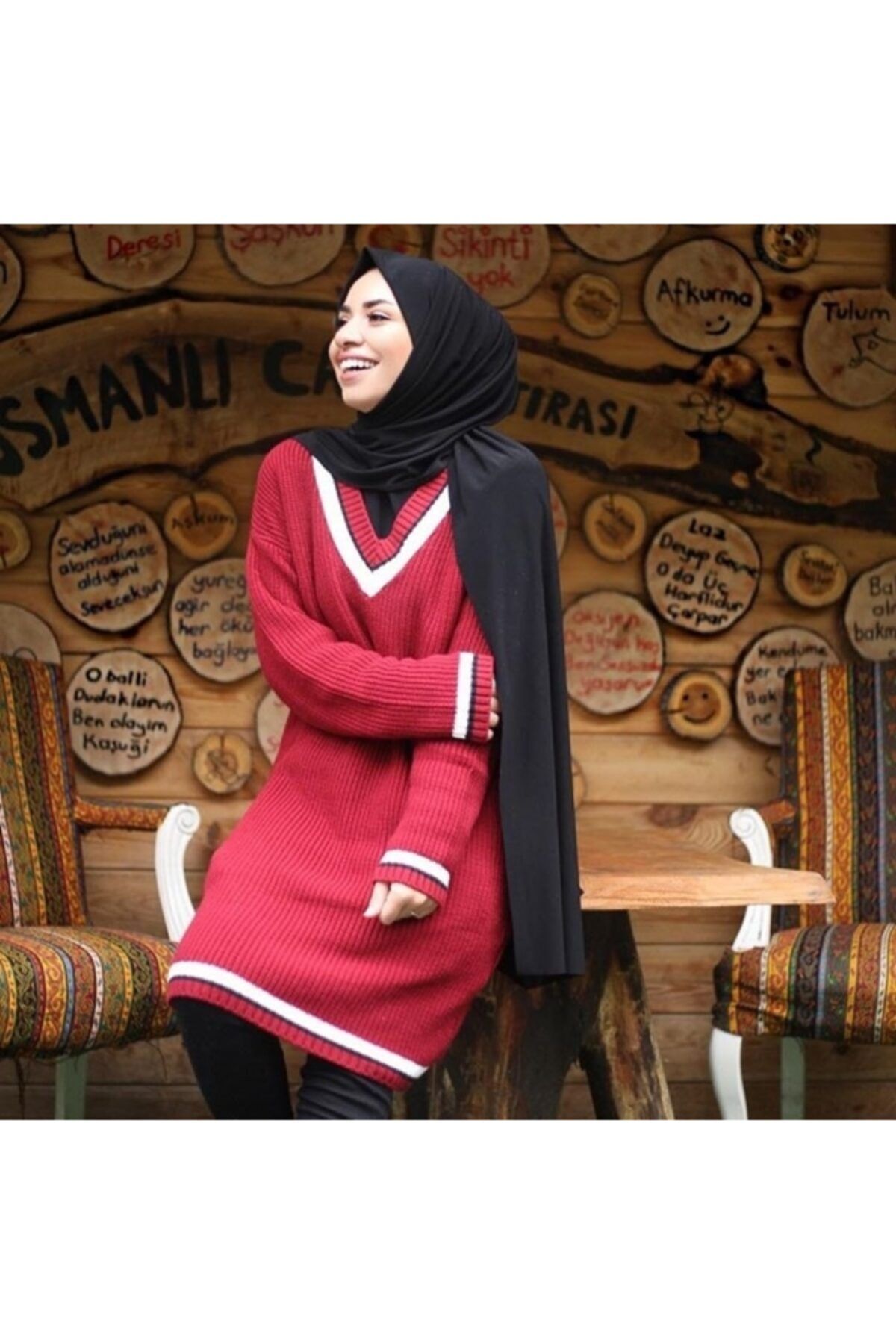 Differenza-Sandy Shawl Black 3