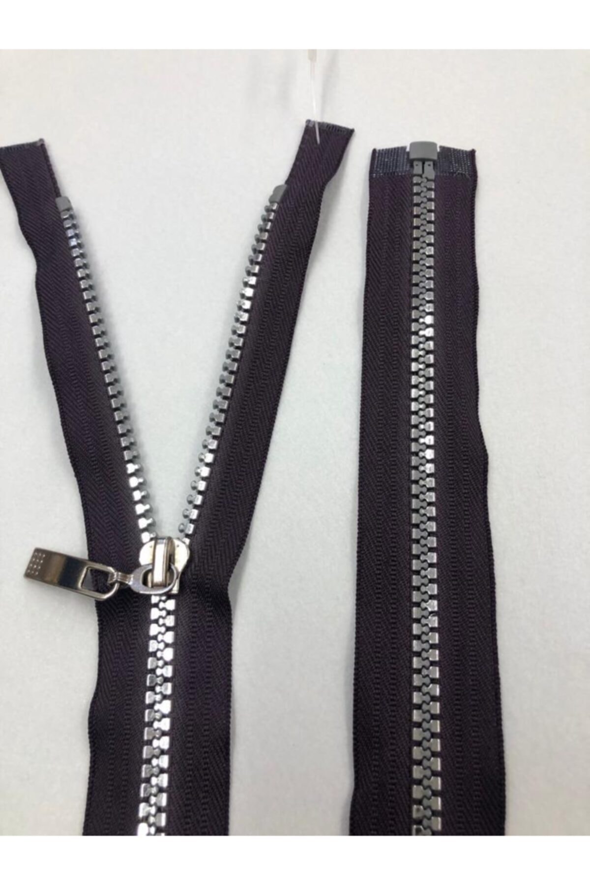 Zipper 80 Cm Metallic Appearance Plastic Tooth Plum