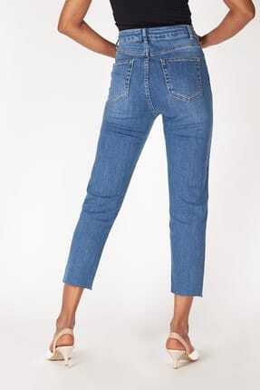 Addax Kadin Denim Rengi Mom Jean Pantolon Adx 00009252 Fiyati Yorumlari Trendyol