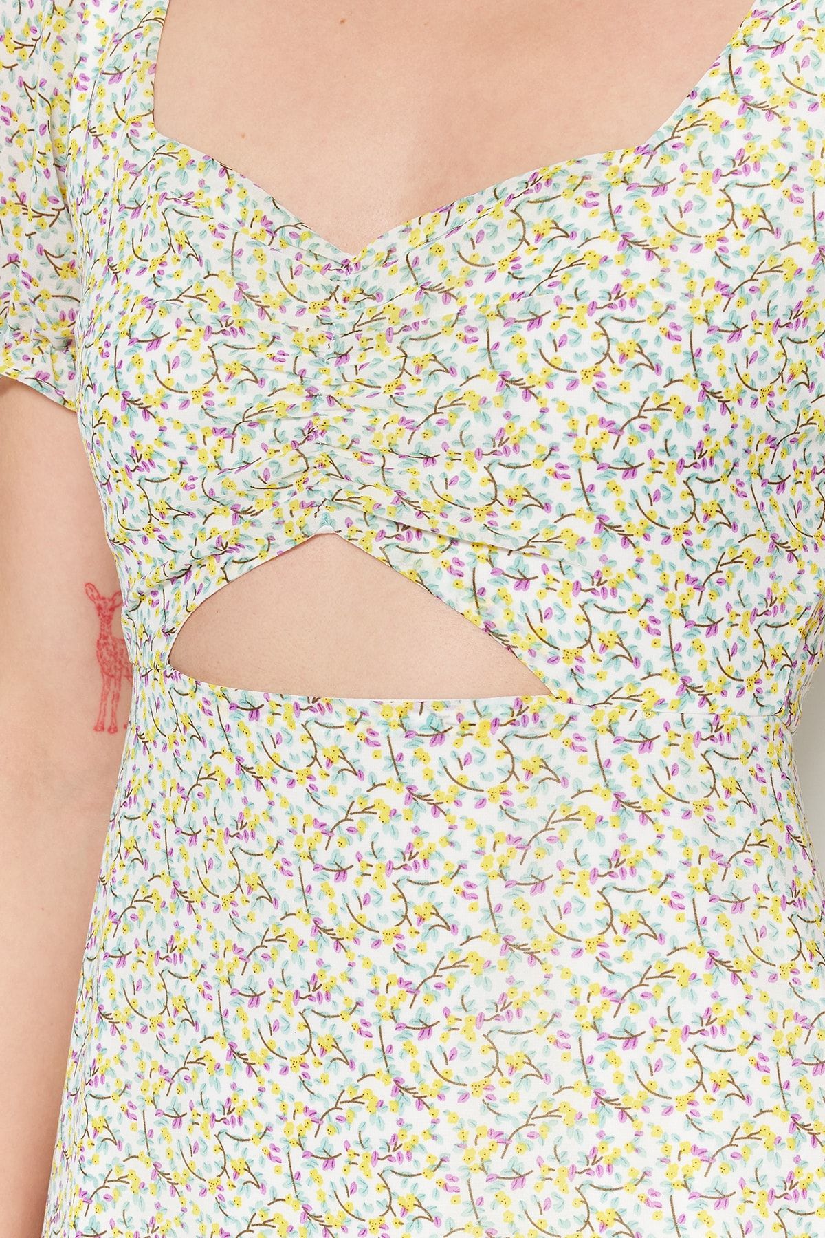 Trendyol Collection Kleid Ecru A-Linie