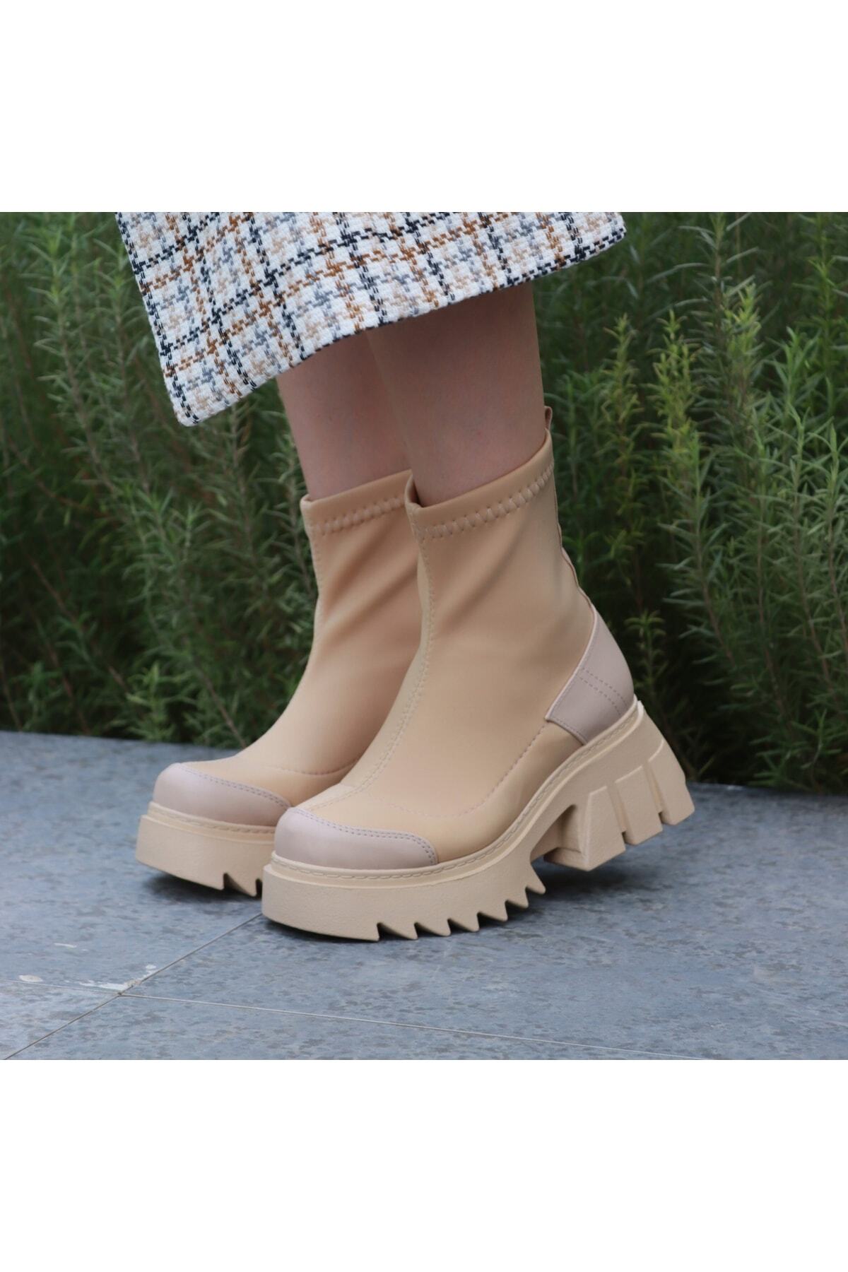 USP Duice Nude Cilt Streç Bot