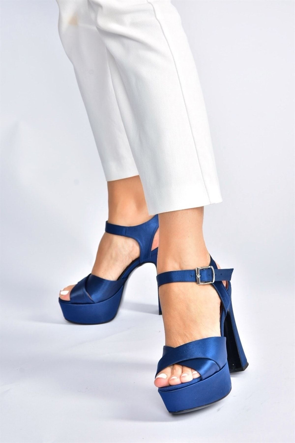 Dark blue new arrivals platform heels