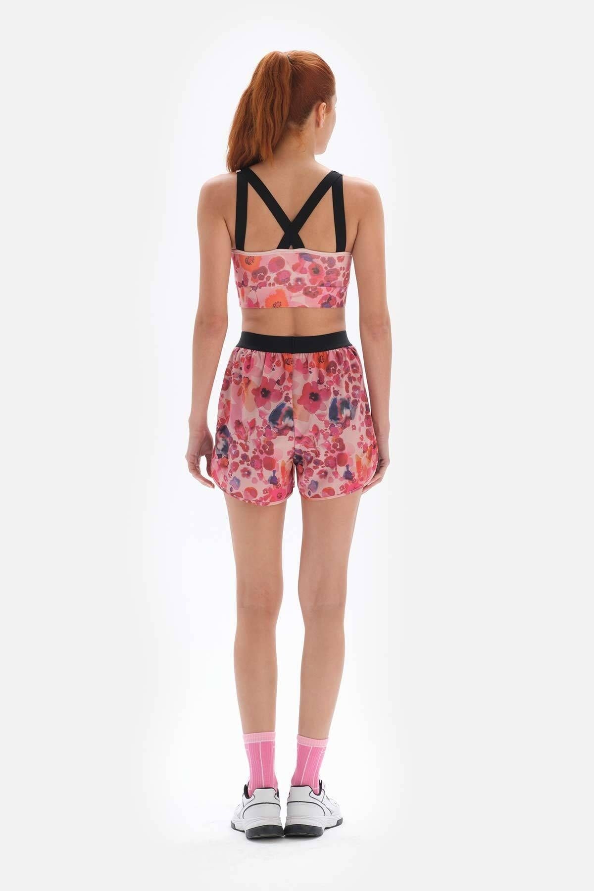 Dagi-Rosa gemusterte Damen-Shorts mit Strumpfhosen 2