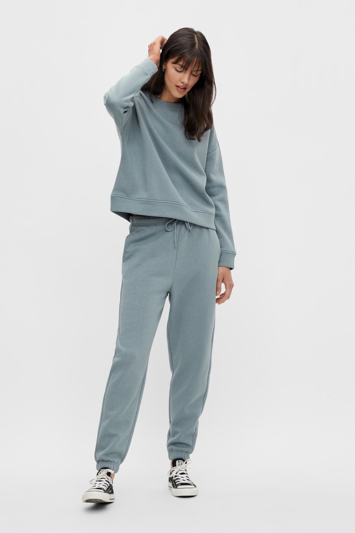 PIECES Sweatshirt Blau Regular Fit Fast ausverkauft