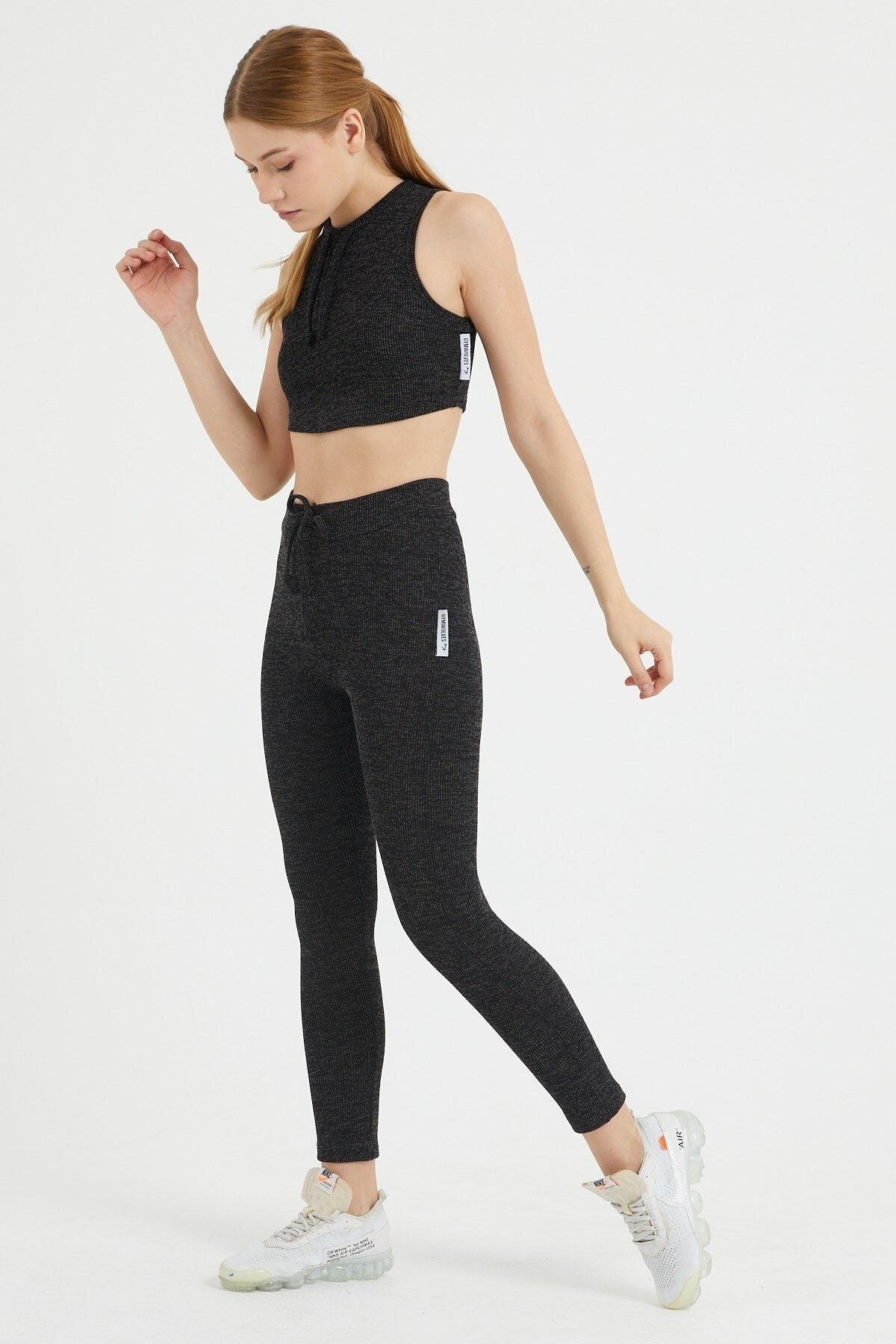 Gymwolves Sport-Sweatsuit Set Schwarz Figurbetont