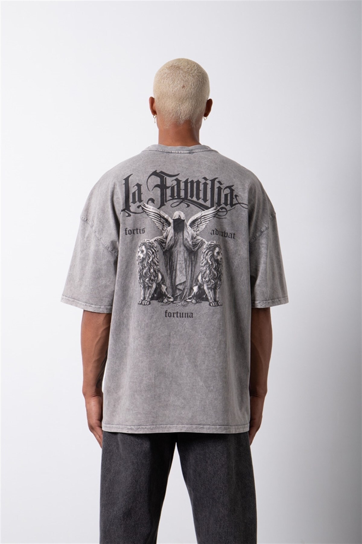 Machinist Oversize La Familia Baskılı Yıkamalı T-shirt Ekru PG8201