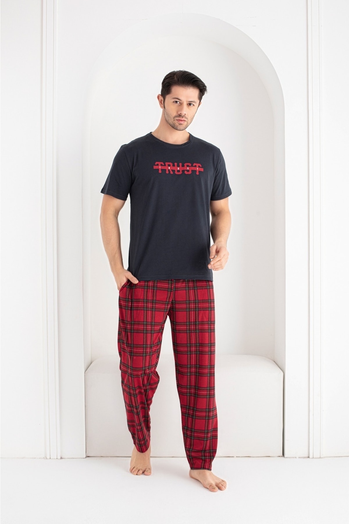 BERİN HOMEWEAR Erkek Pamuklu Ekoseli Kısa Kollu Pijama Takımı
