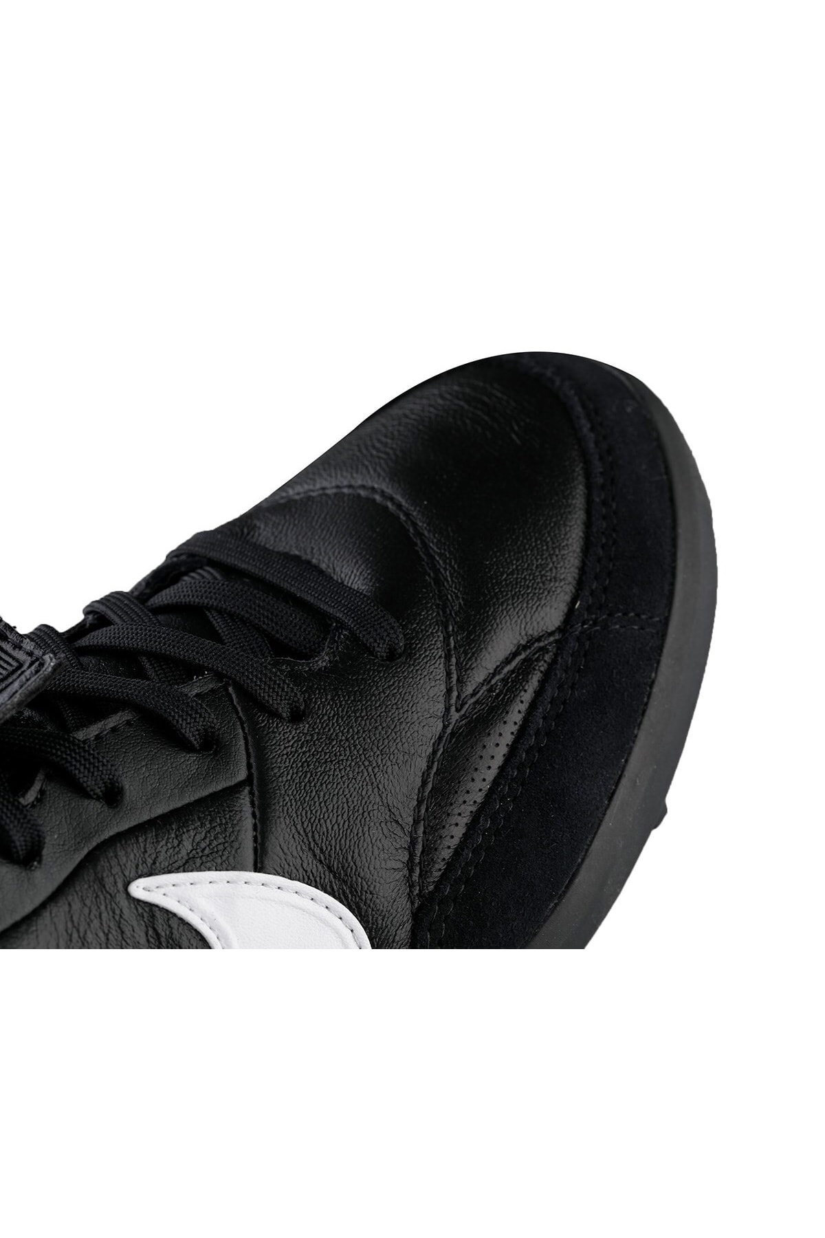 astroturf shoes nike