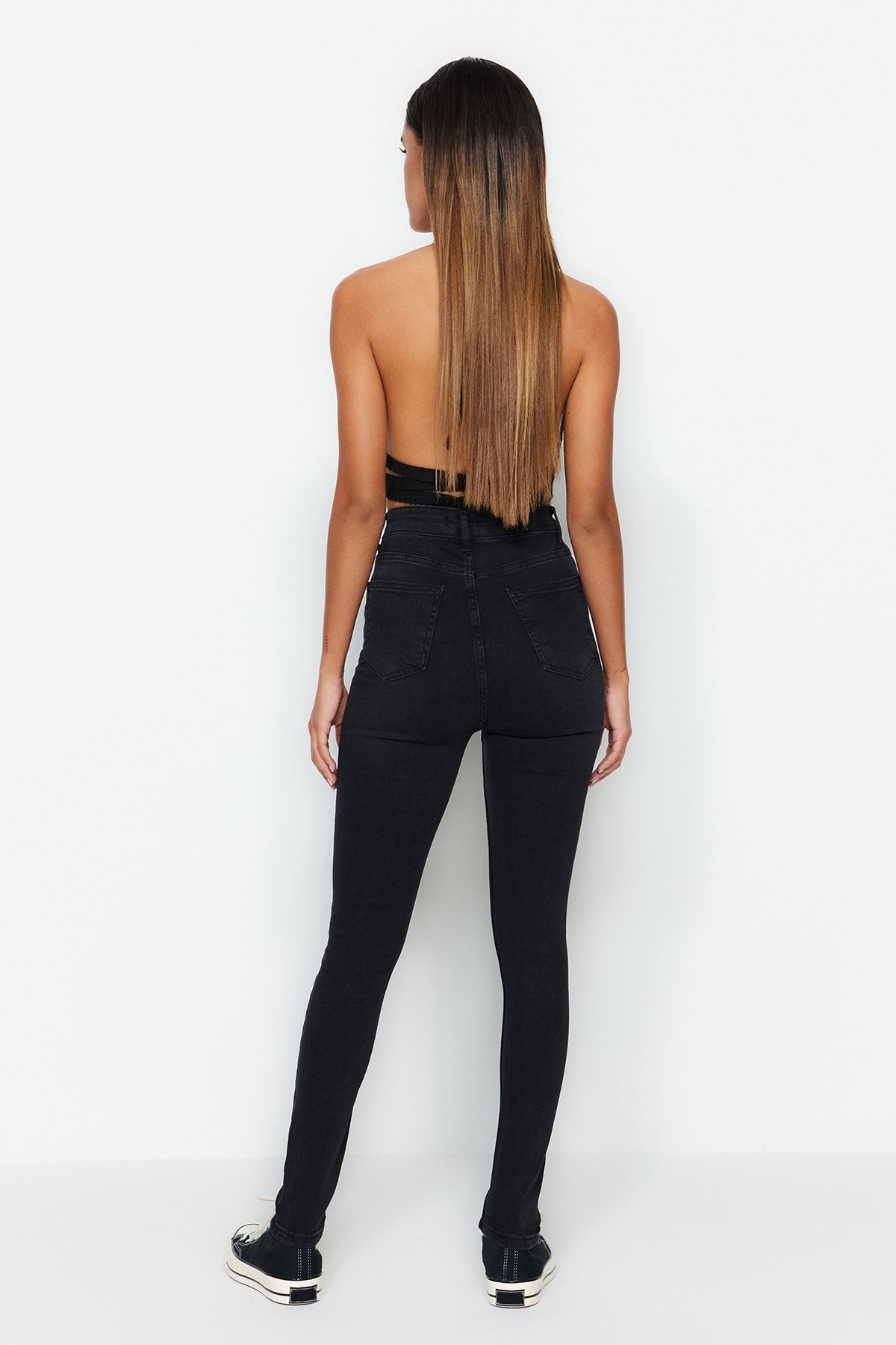 Trendyol Collection-Blugi negri skinny cu talie înaltă TWOSS23JE00075 5