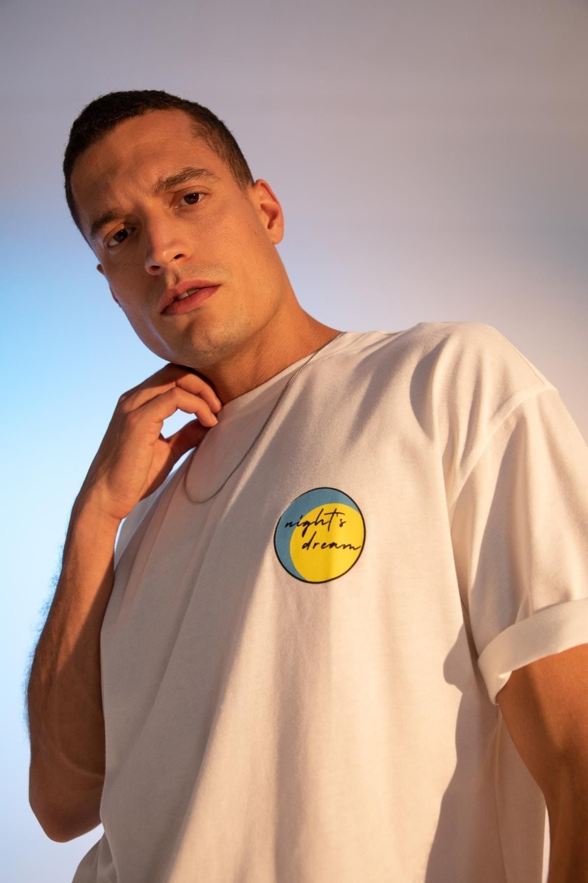 DeFacto T-Shirt Weiß Oversized