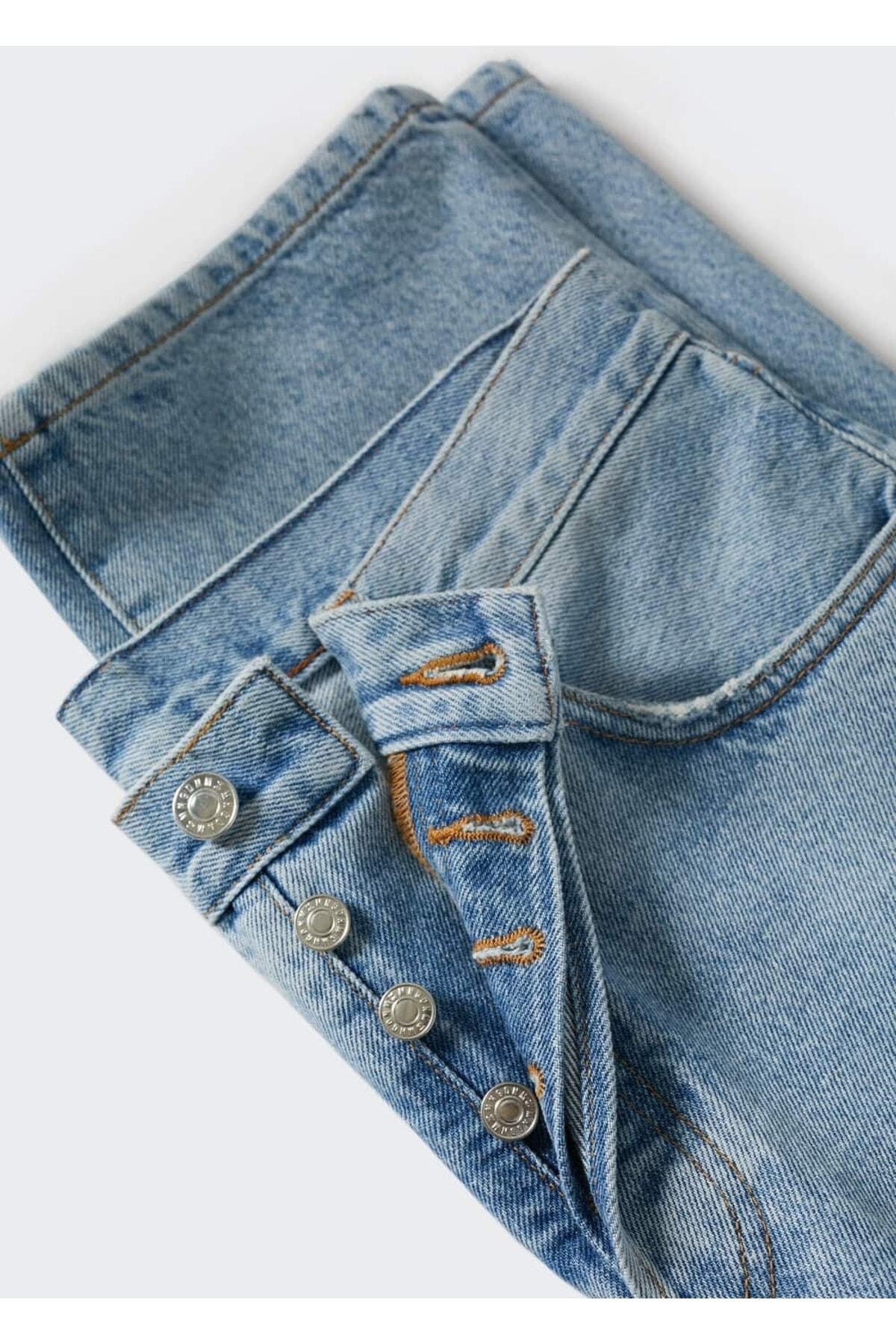 Düşük Belli Düz Kesim Jean