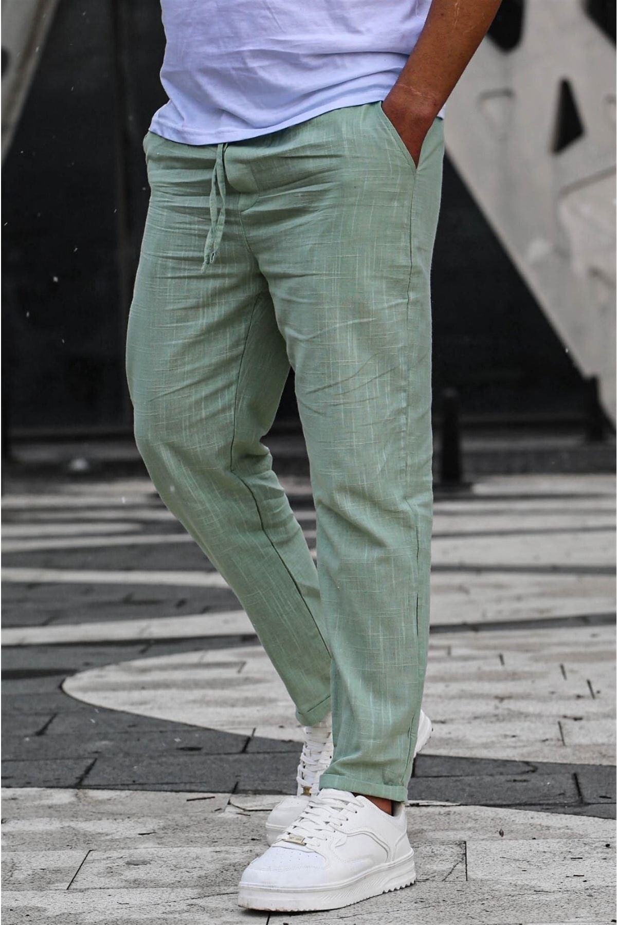 Madmext Mint Yeşili Müslin Kumaş Erkek Basic Pantolon 5491 OH9160