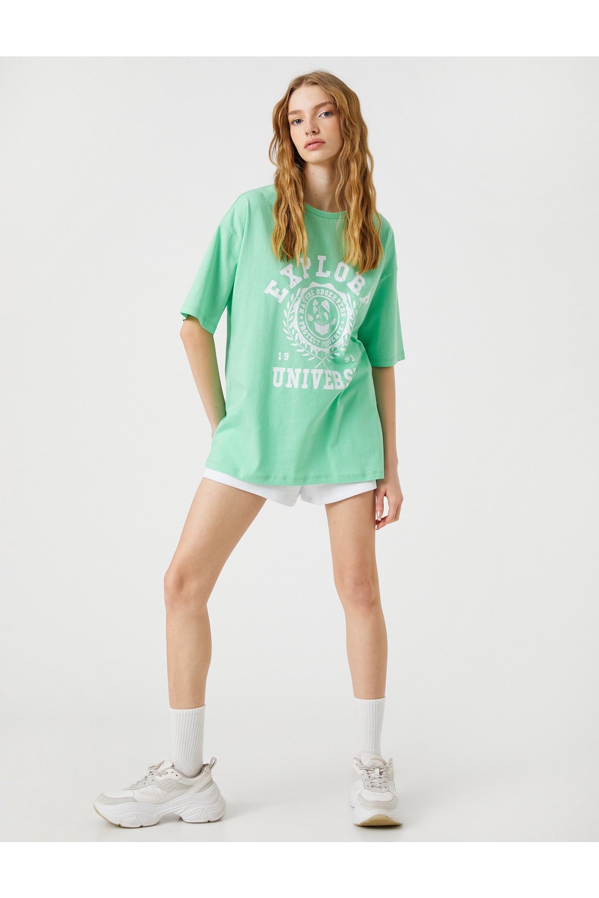 Koton T-Shirt Grün Oversized Fast ausverkauft