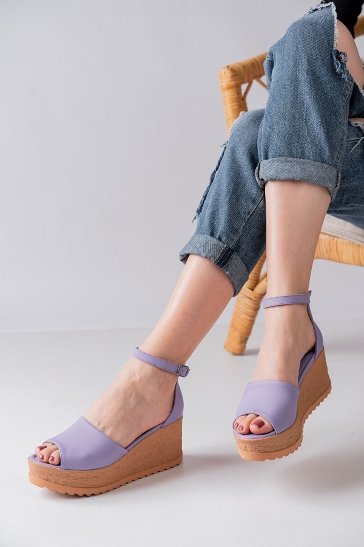Bamboo scallop on sale espadrille platform sandals