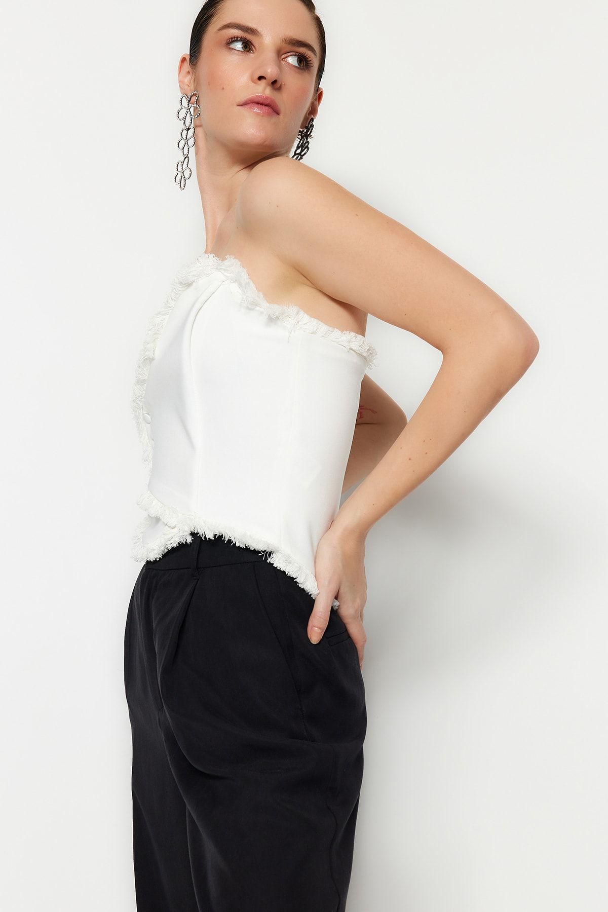 Trendyol Collection-Tasseled Ecru Woven Bustier - Lined and Body Shaper TPRSS22BS0070 3