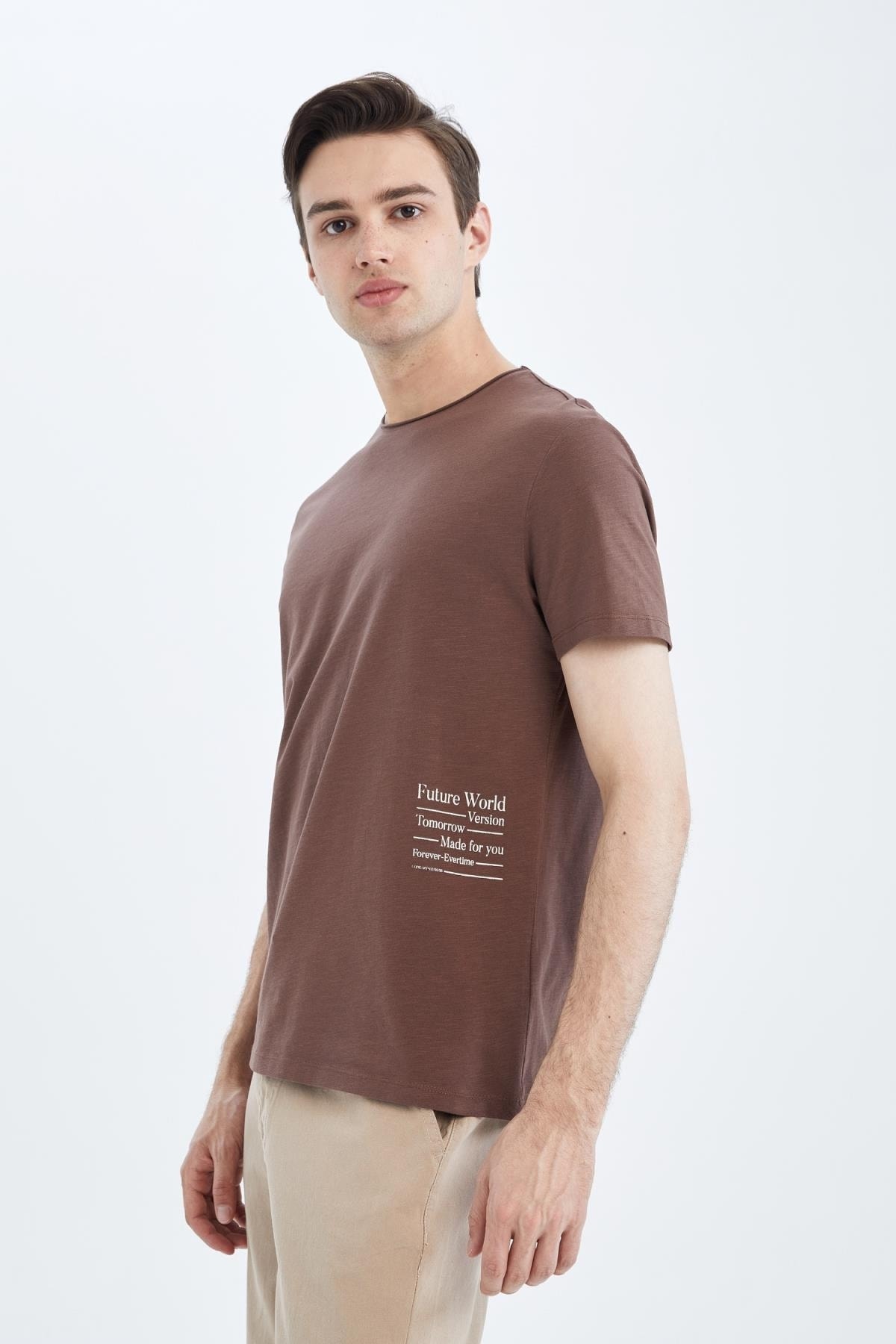 DeFacto T-Shirt Braun Regular Fit Fast ausverkauft
