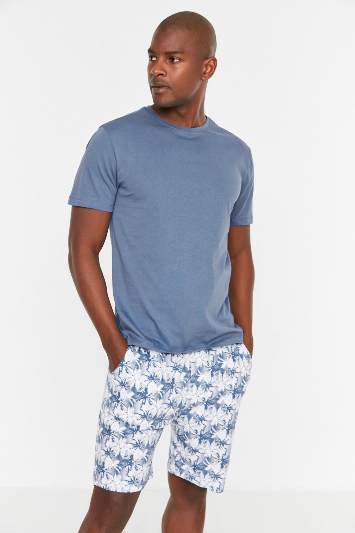 Trendyol Collection-Modrá sada pyžama Regular Fit s potiskem na dlani s šortkami THMSS21PT0331 8