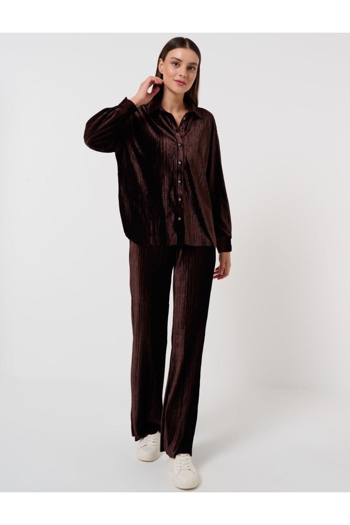 complete the look image
