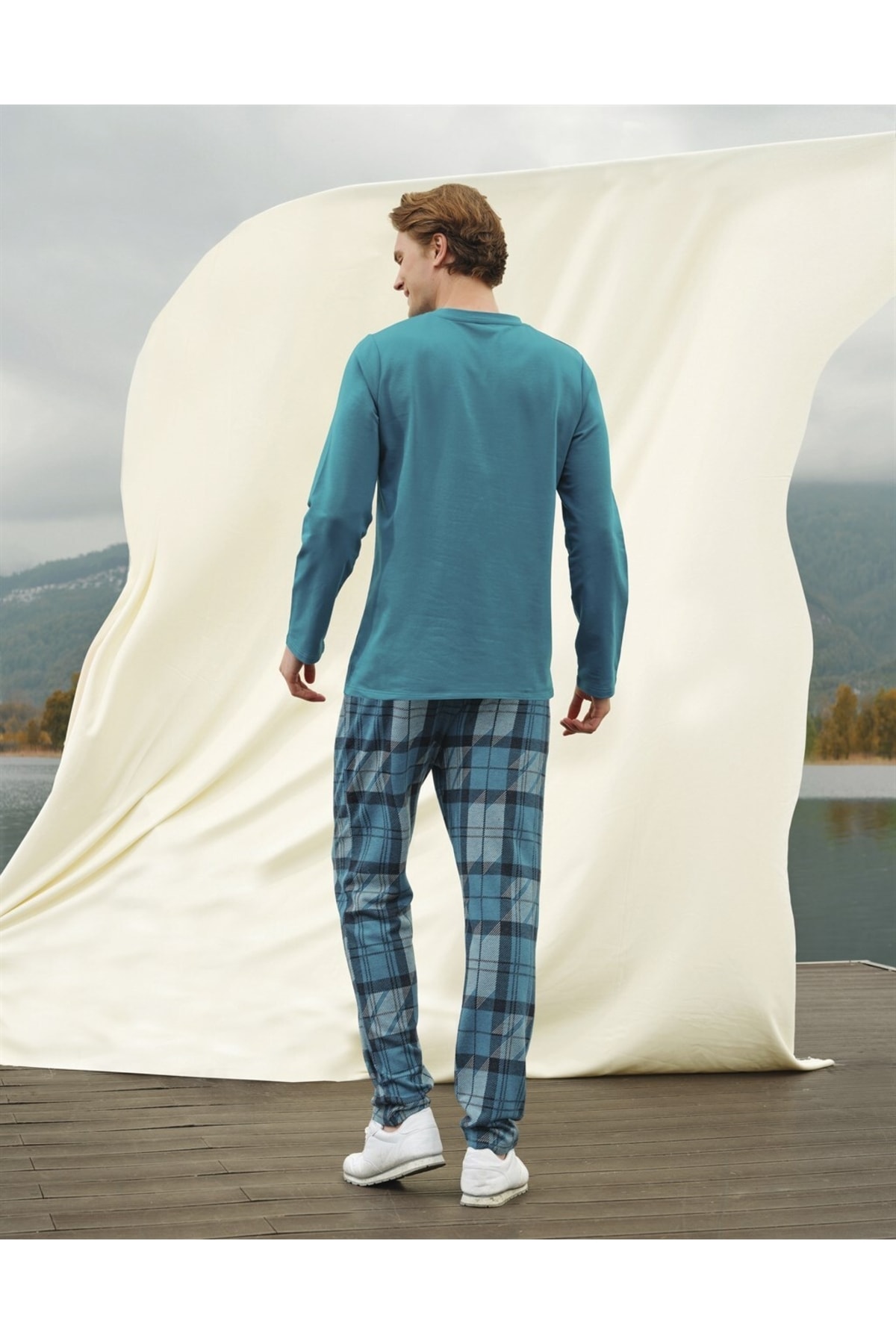 Doreanse Erkek Turkuaz Kareli Marka Baskılı Uzun Kol T-shirt Pijama Takımı 4683 OH11010