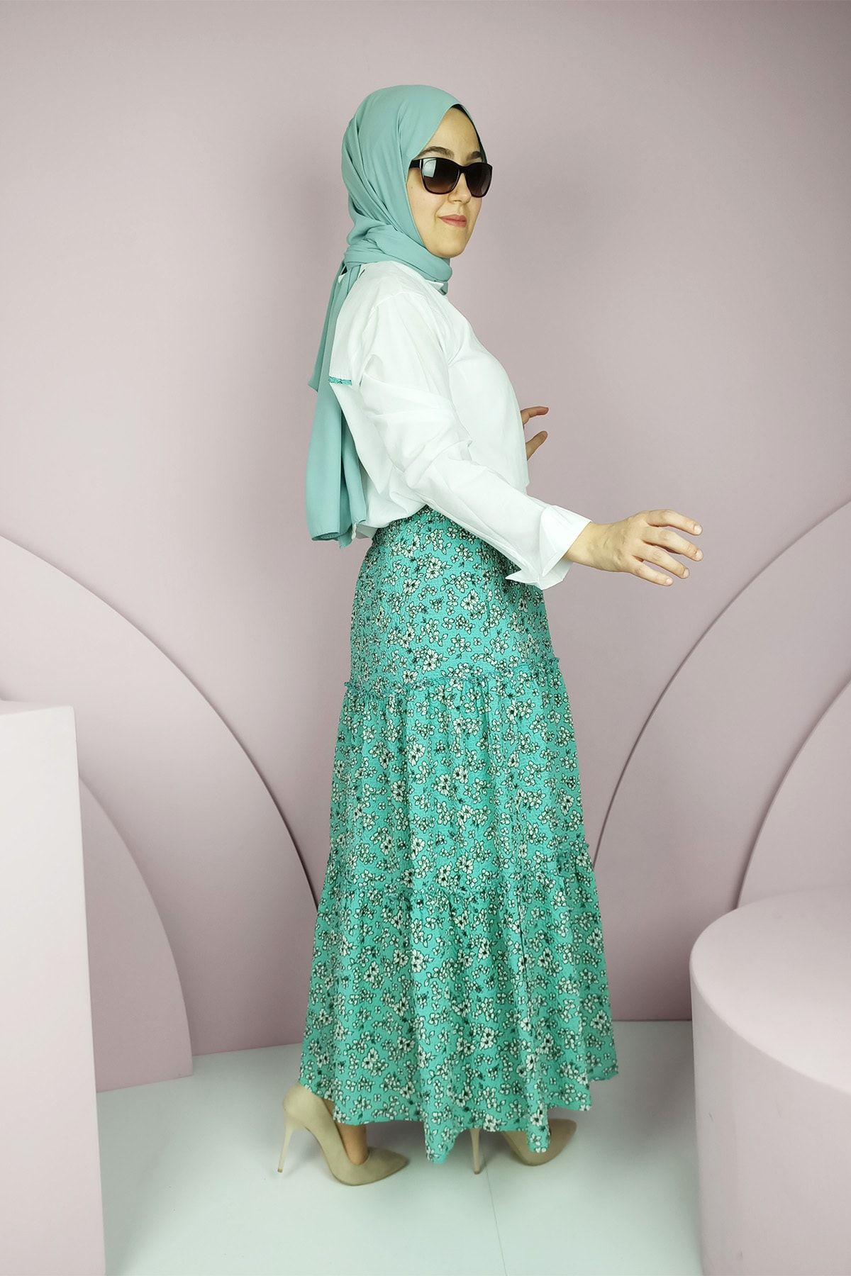 Green maxi deals skirt hijab