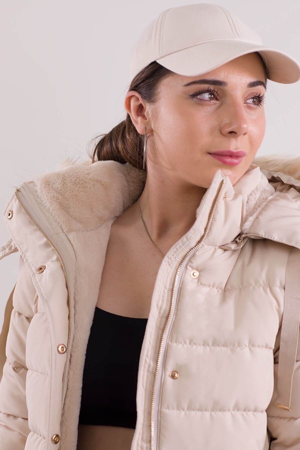 Waterproof coat with fur hood shop