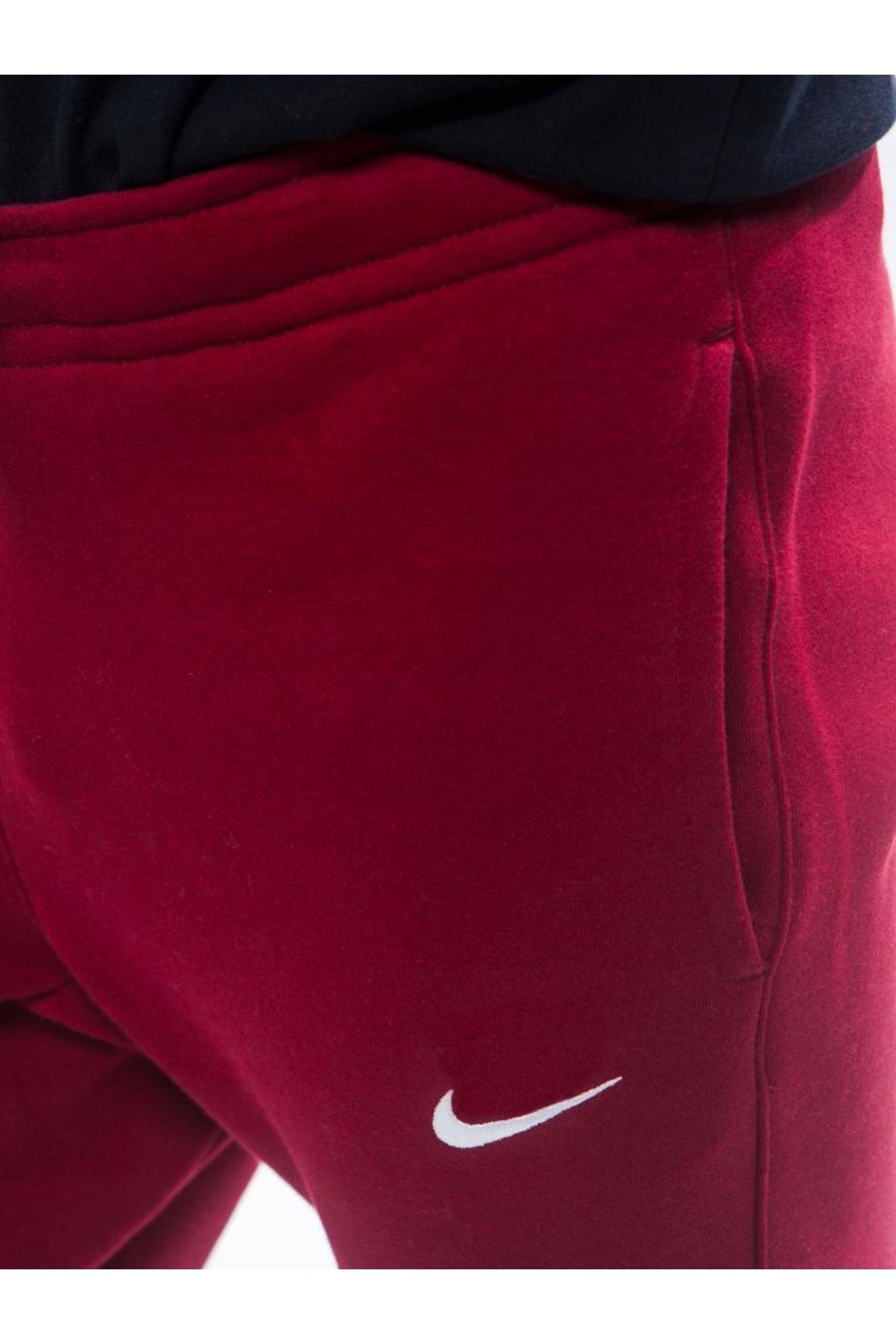 Burgundy sales nike sweats