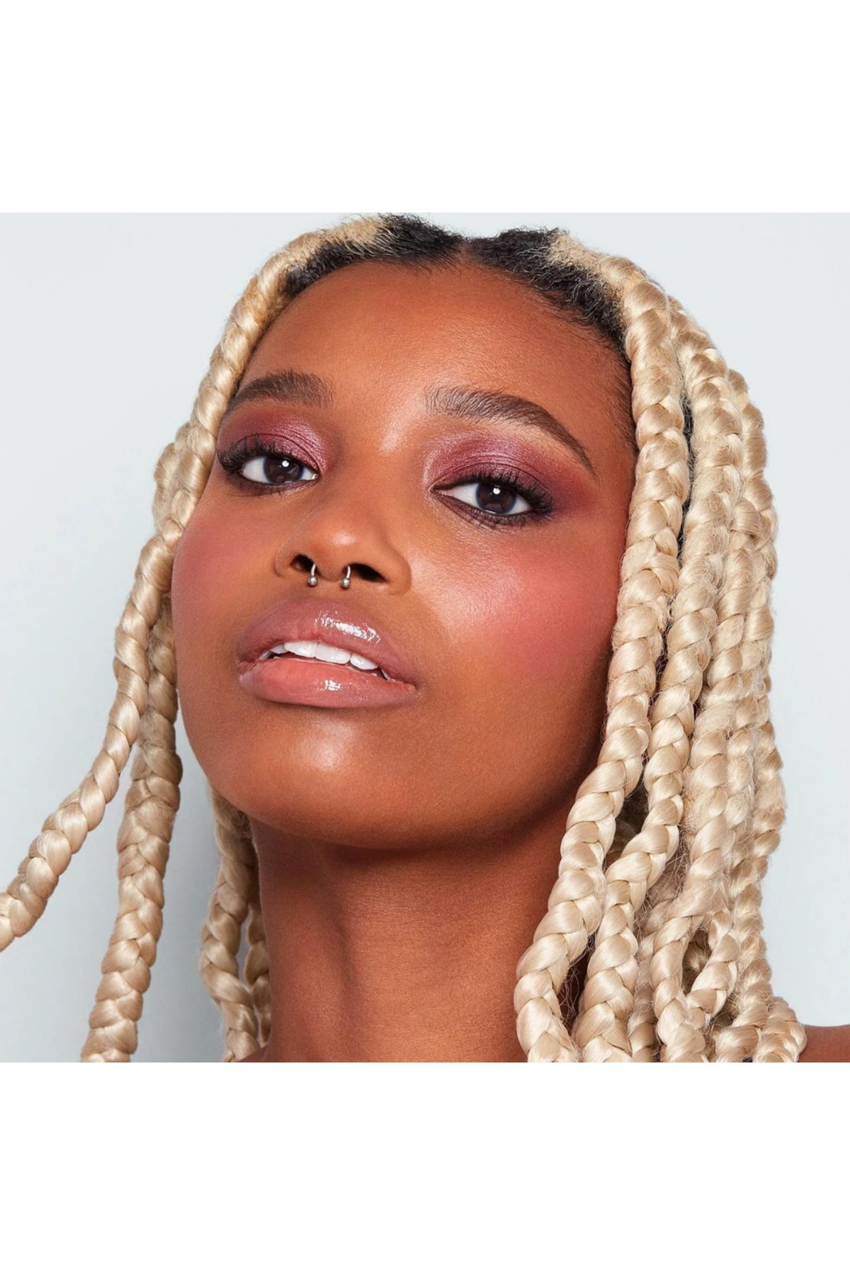 REM BEAUTY Midnight Shadows Göz Farı Paleti Smitten Kitten Romantic