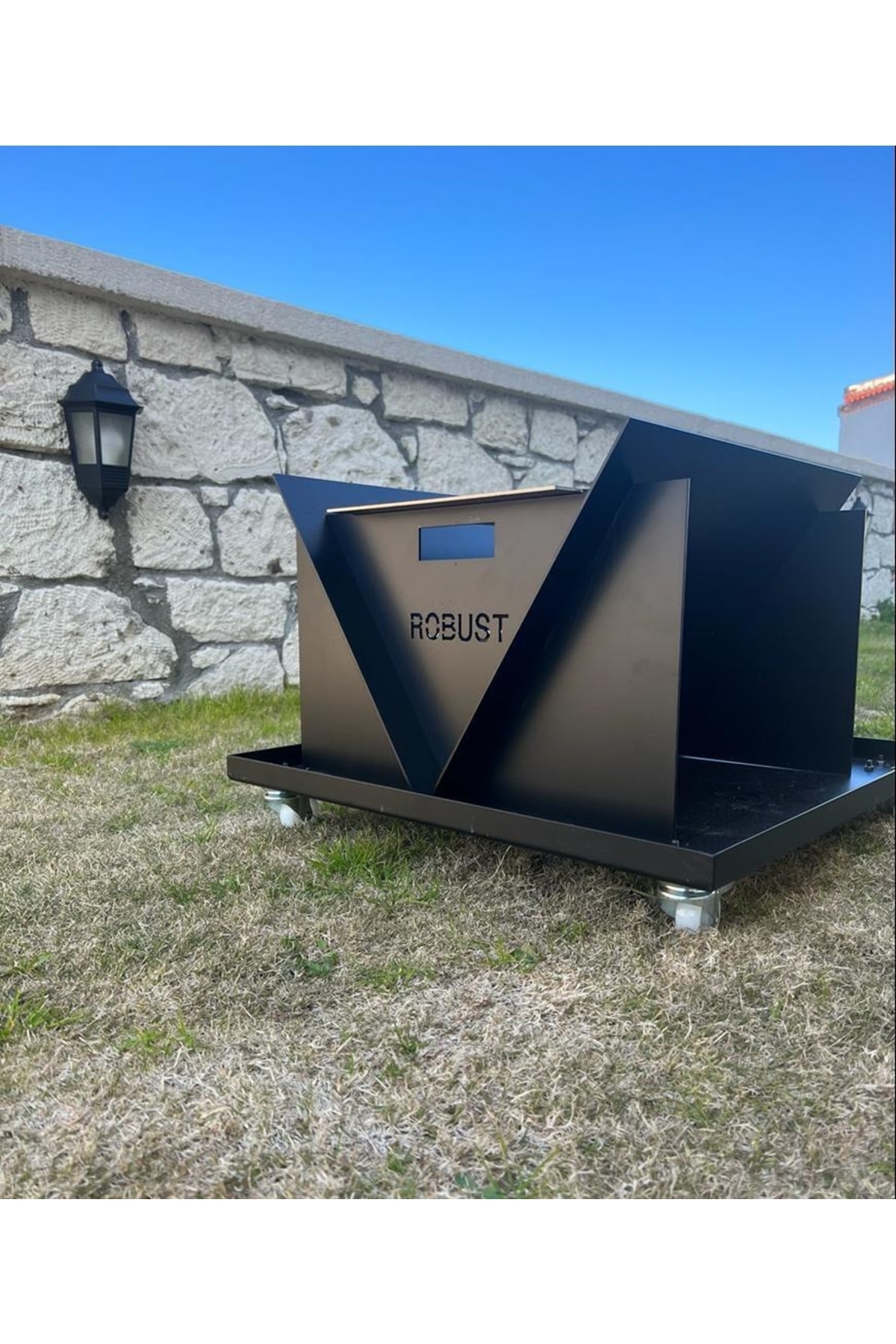 Robust Porto 550 Tekerlekli Bahçe Şöminesi Ateş Çukuru Bahçe Sobası Mangal