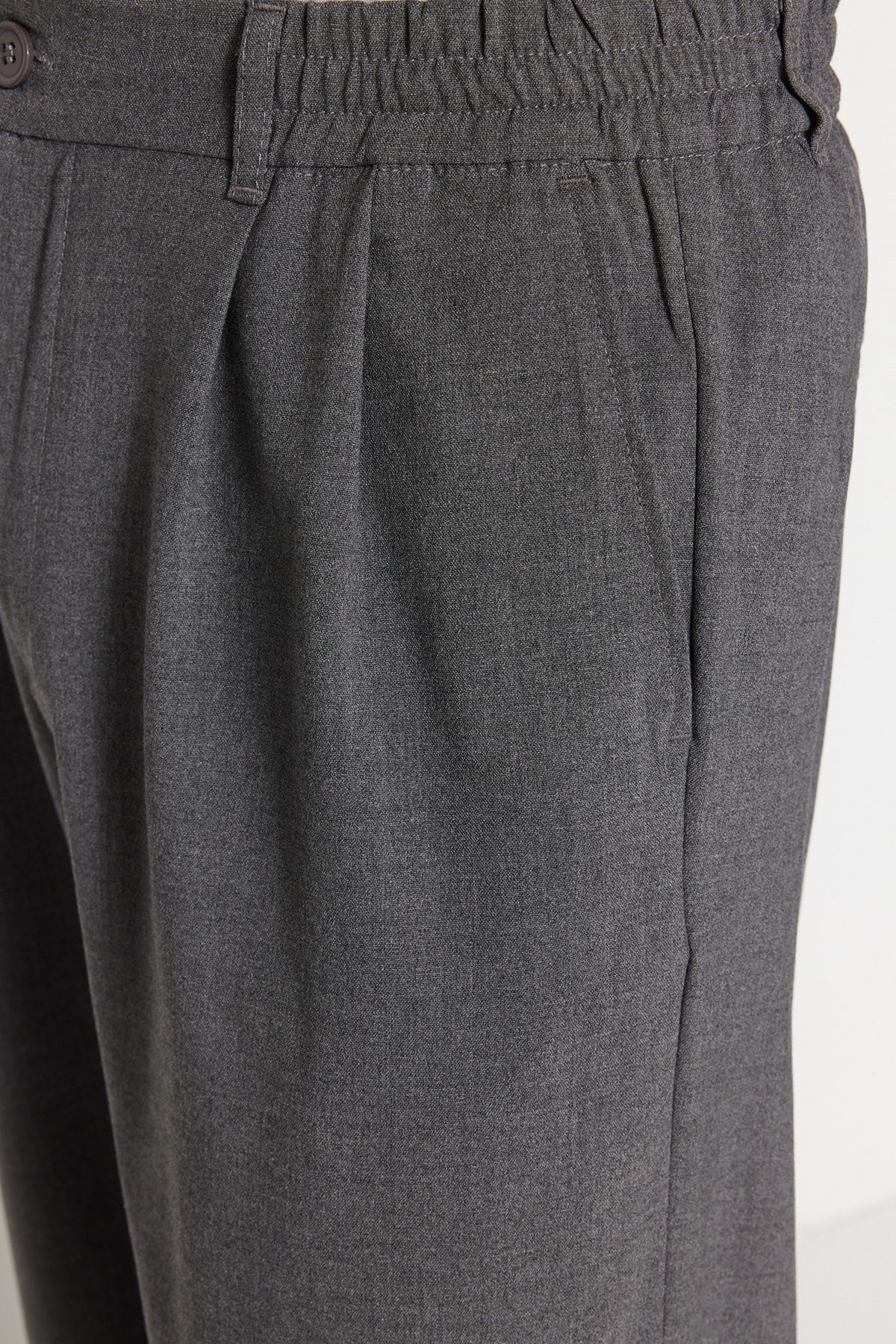 Trendyol Collection-Szare szerokie nogawki, materiałowe spodnie Baggy Tmnss23Pl00039 5